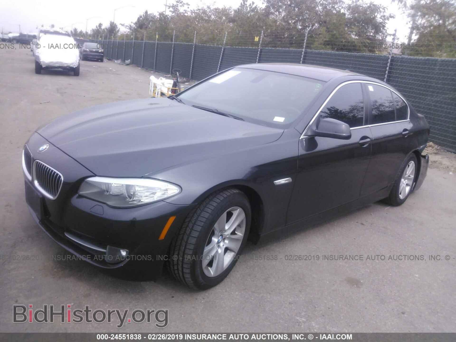 2011 BMW 528 - VIN: WBAFR1C54BDS35409 - Фото 2