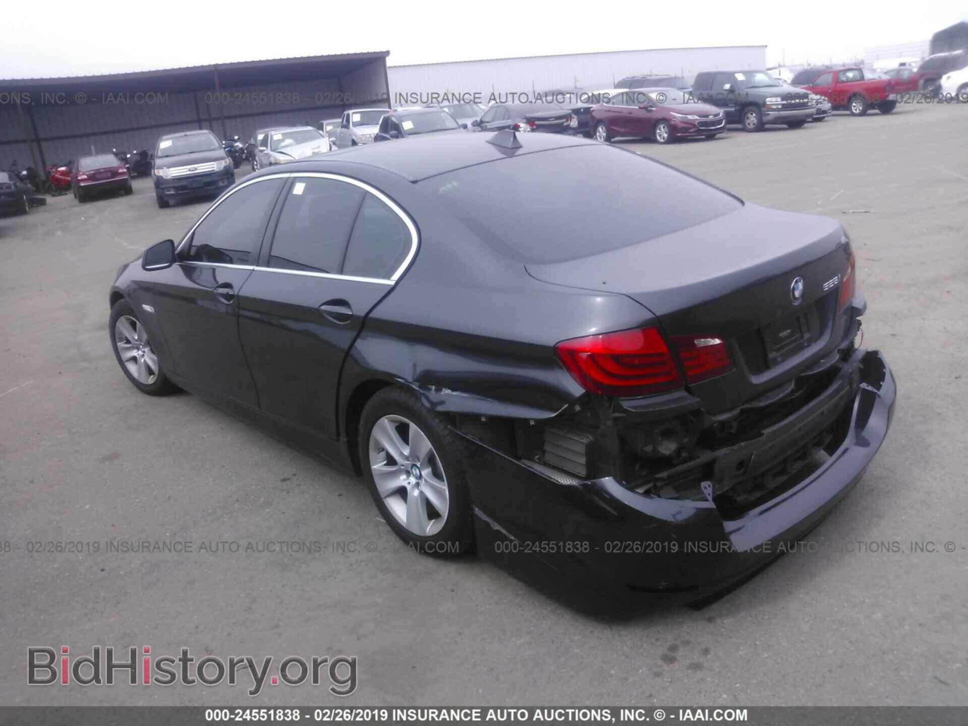 2011 BMW 528 - VIN: WBAFR1C54BDS35409 - Фото 3