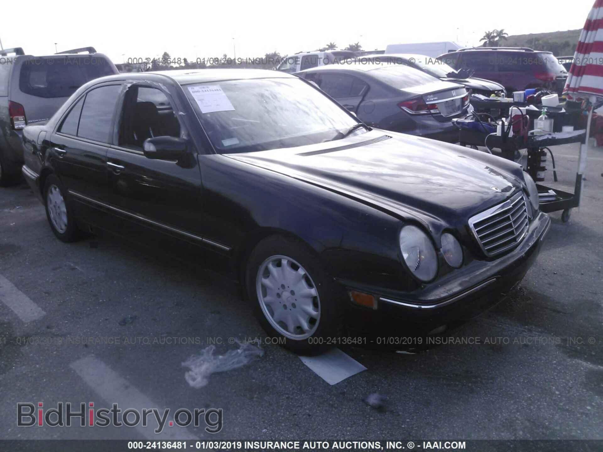 Photo WDBJF65J9YB110275 - MERCEDES-BENZ E 2000