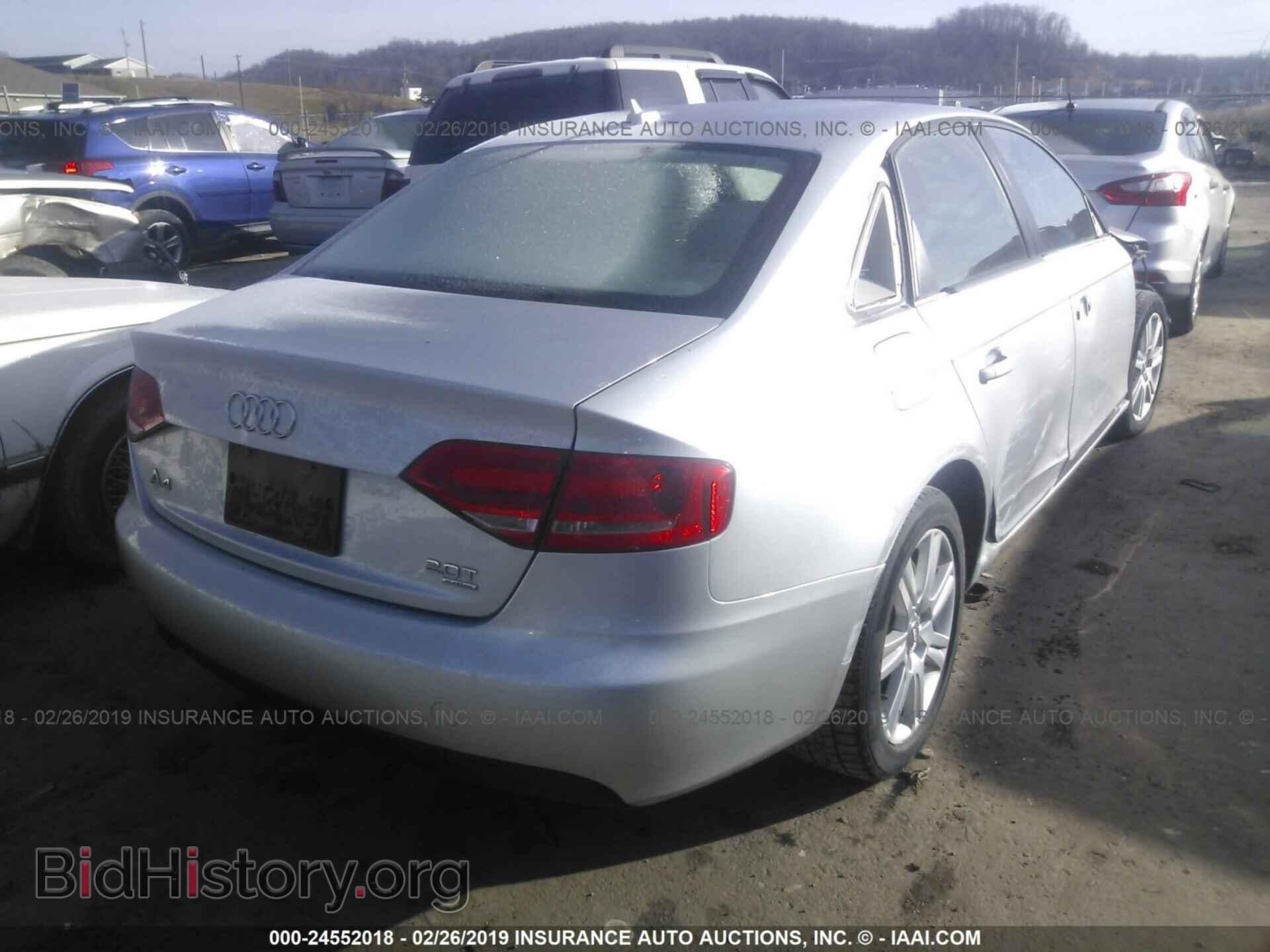 2011 AUDI A4 - VIN: WAUDFAFL3BA085188 - Фото 4
