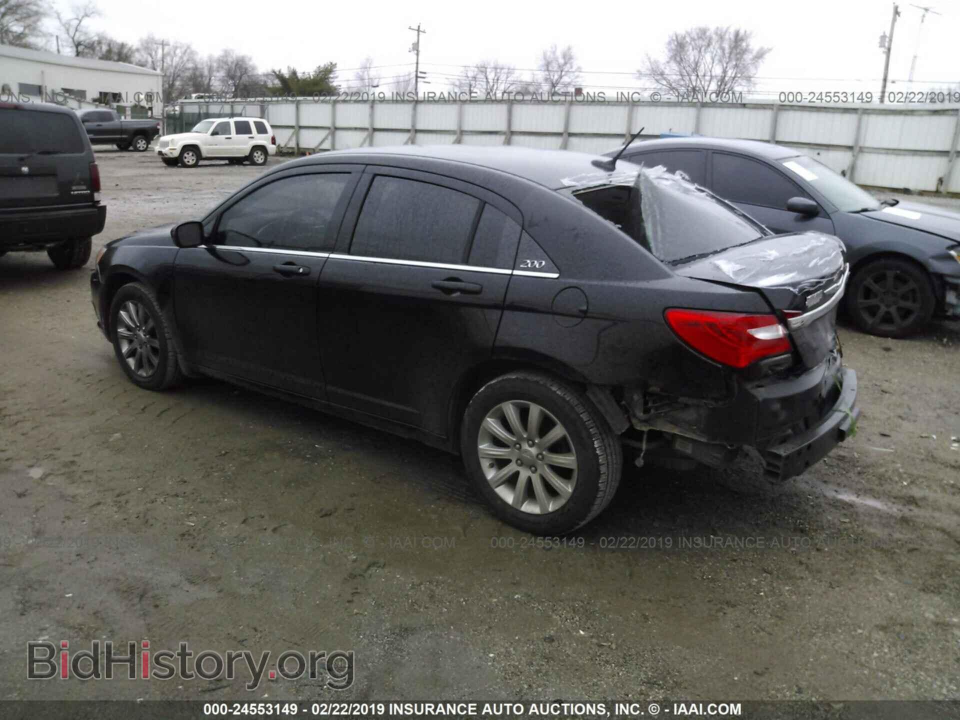 2013 CHRYSLER 200 - VIN: 1C3CCBBB2DN550604 - Фото 3