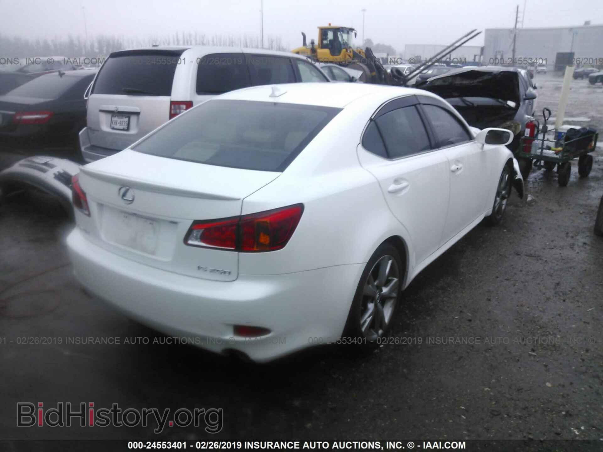 2009 LEXUS IS - VIN: JTHBK262X95087234 - Photo 4