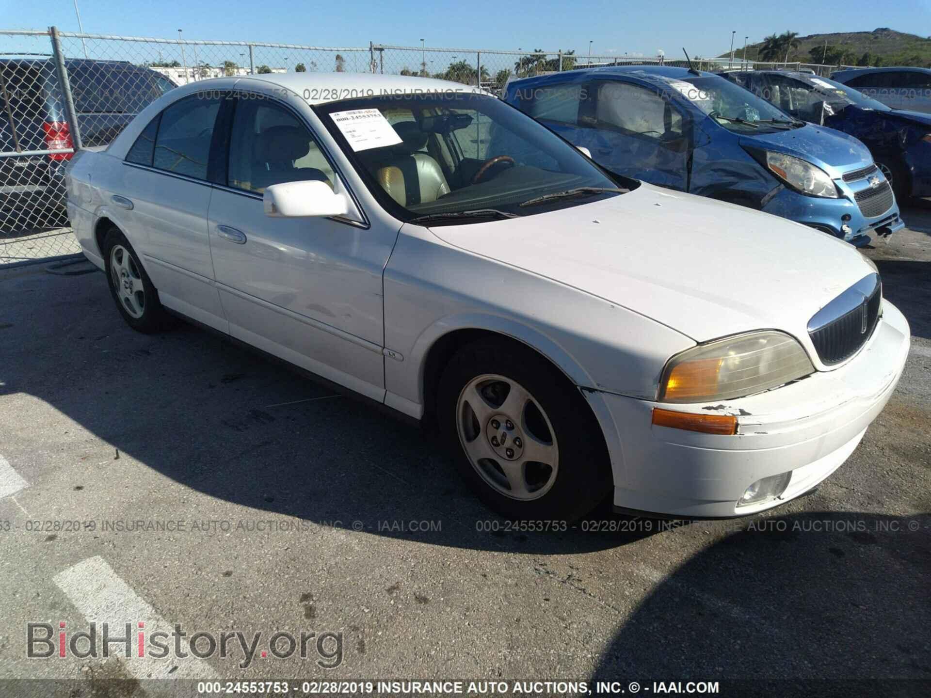 Photo 1LNHM86S7YY602370 - LINCOLN LS 2000