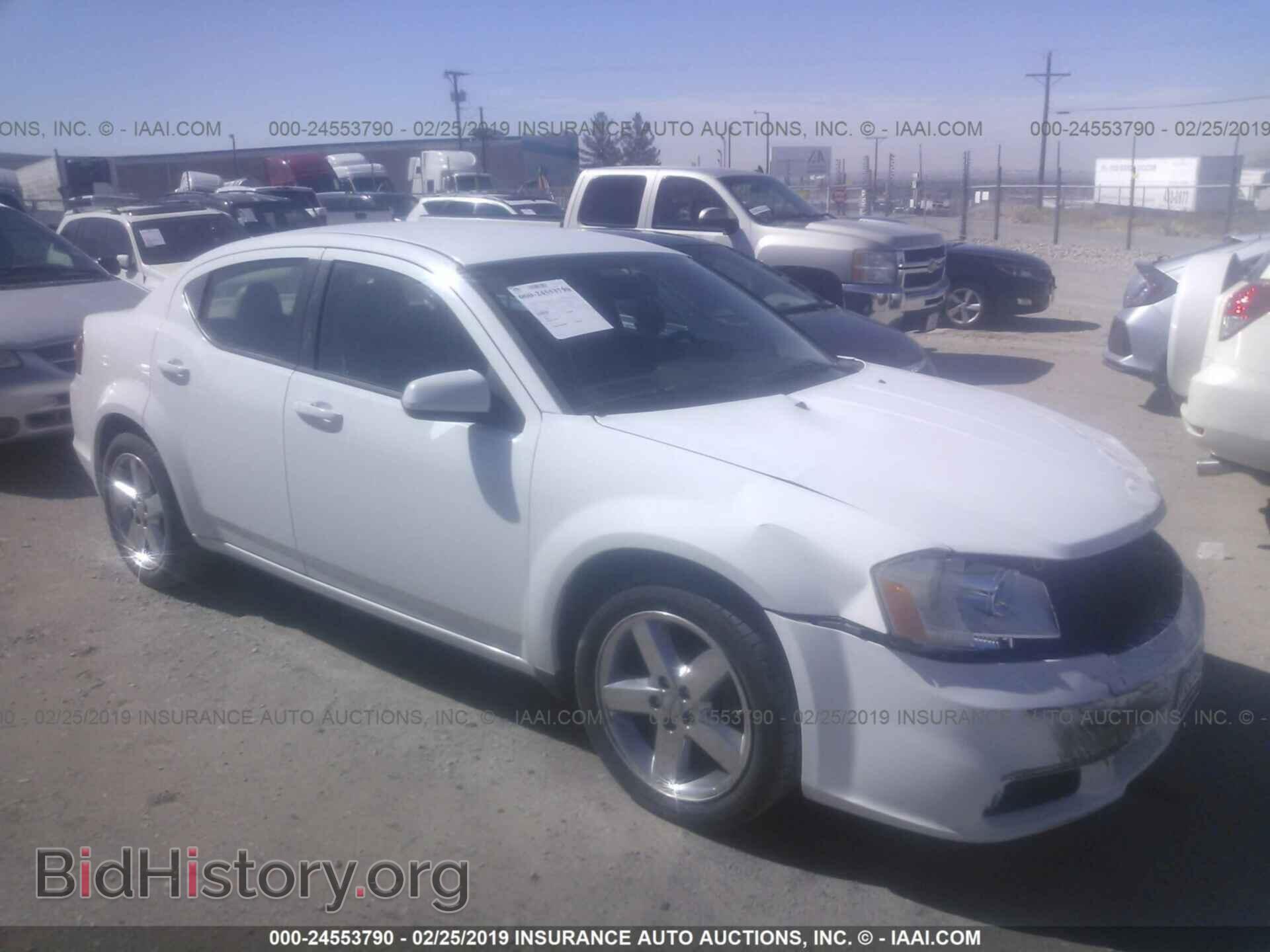 Фотография 1B3BD2FB8BN548899 - DODGE AVENGER 2011