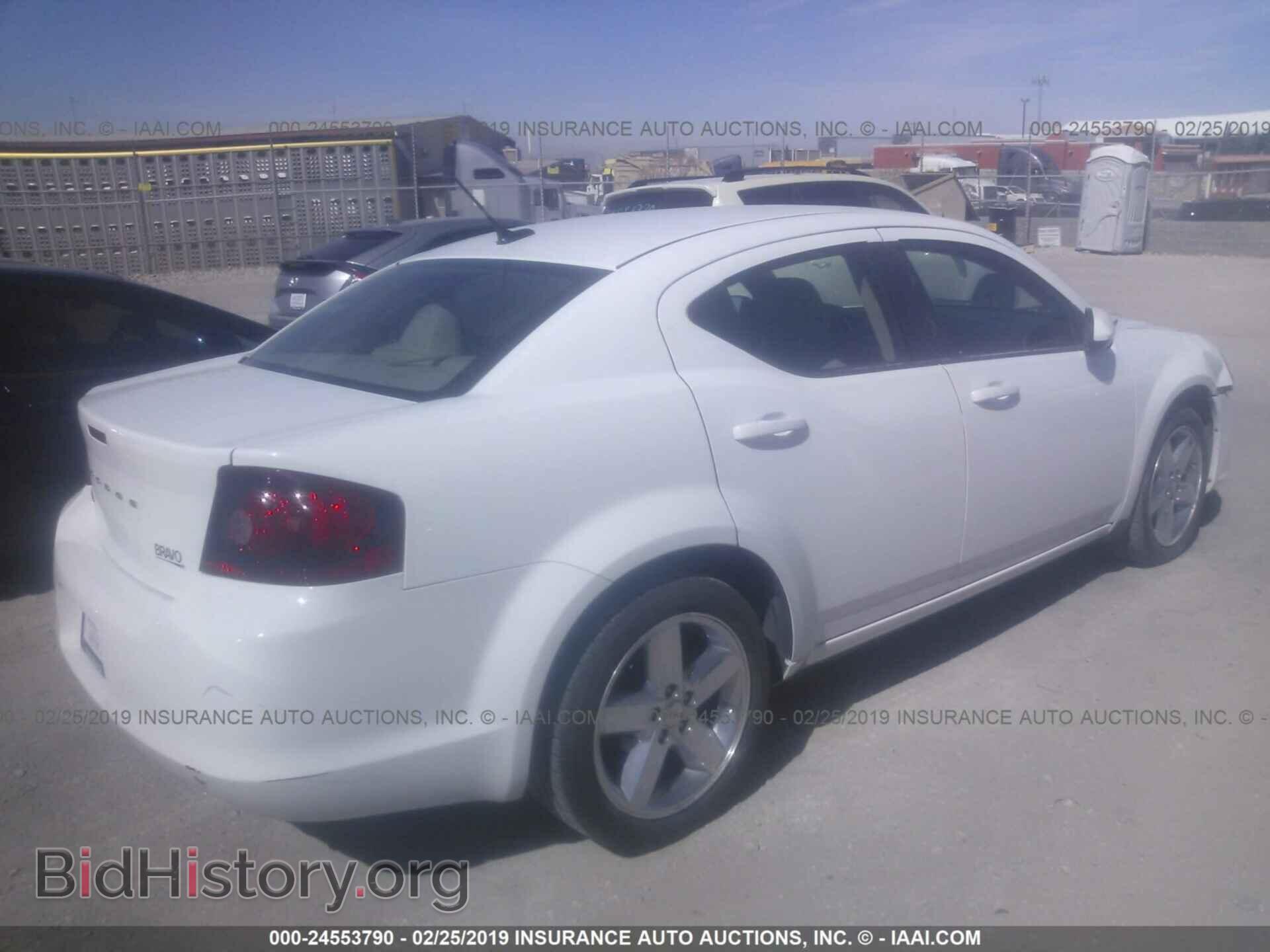 2011 DODGE AVENGER - VIN: 1B3BD2FB8BN548899 - Photo 4