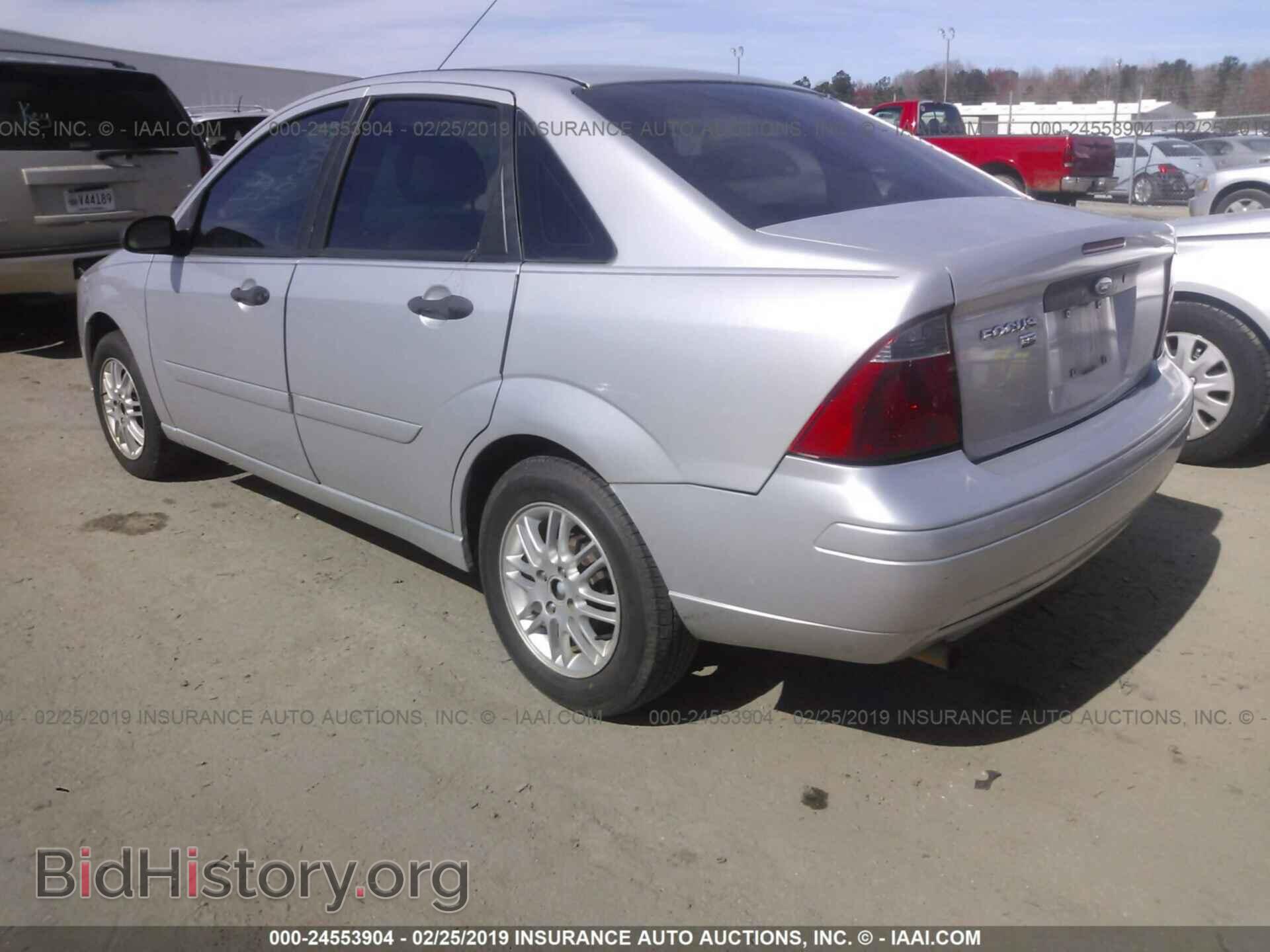 2007 FORD FOCUS - VIN: 1FAFP34N27W158804 - Фото 3