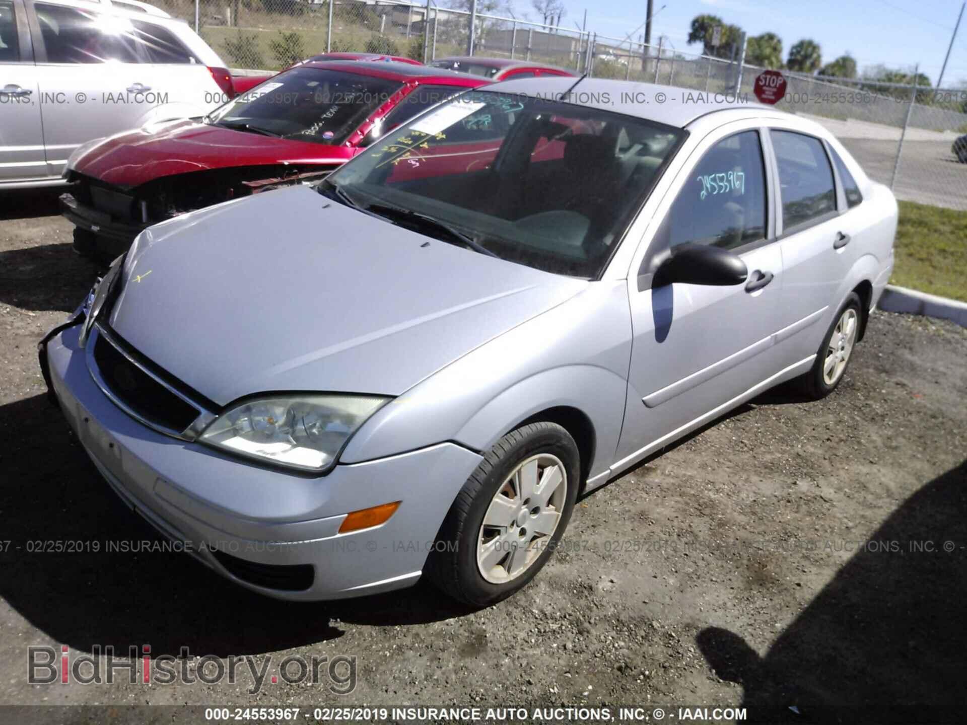 2007 FORD FOCUS - VIN: 1FAHP34NX7W346432 - Фото 2