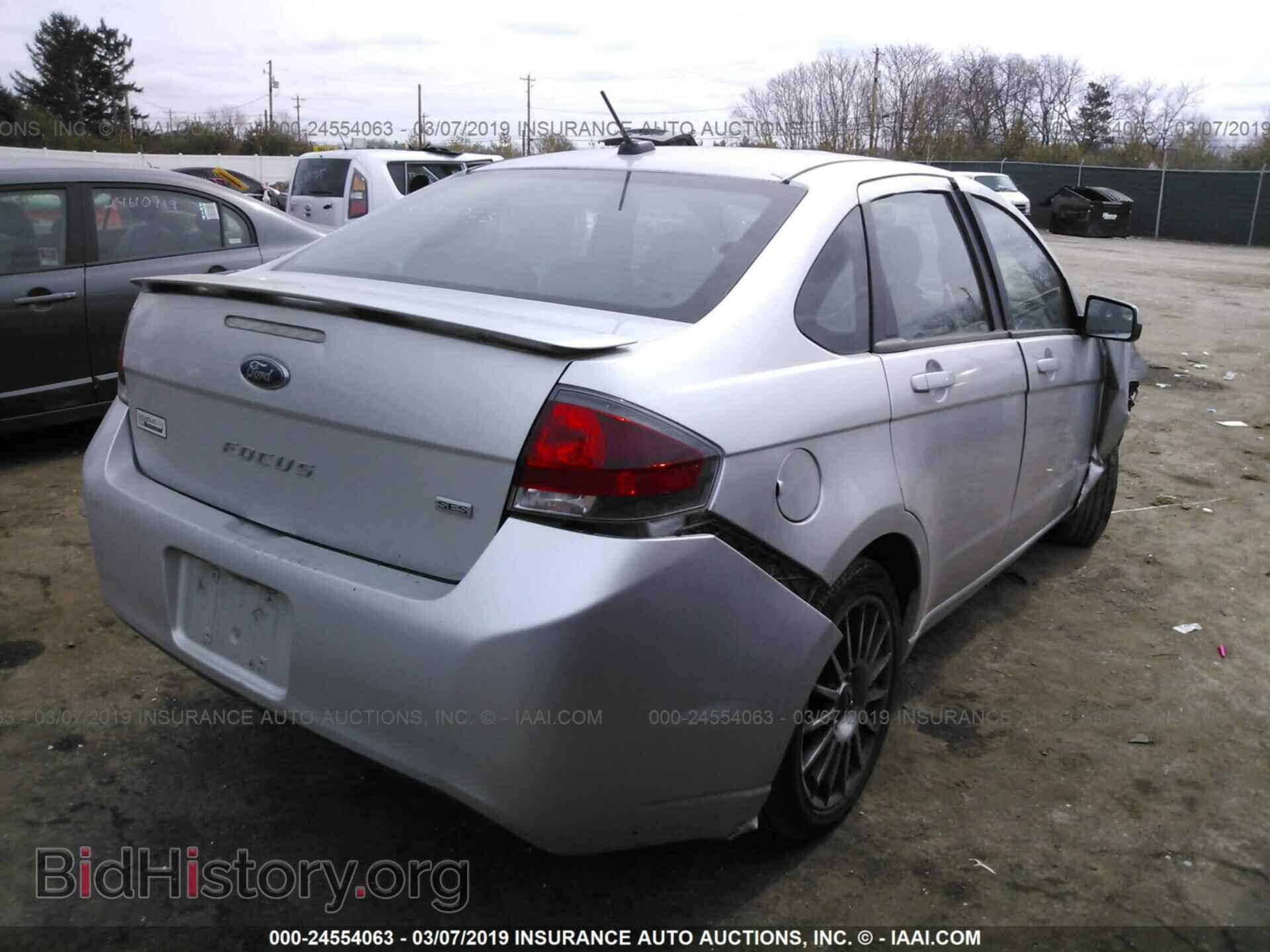 2010 FORD FOCUS - VIN: 1FAHP3GN3AW271009 - Фото 4