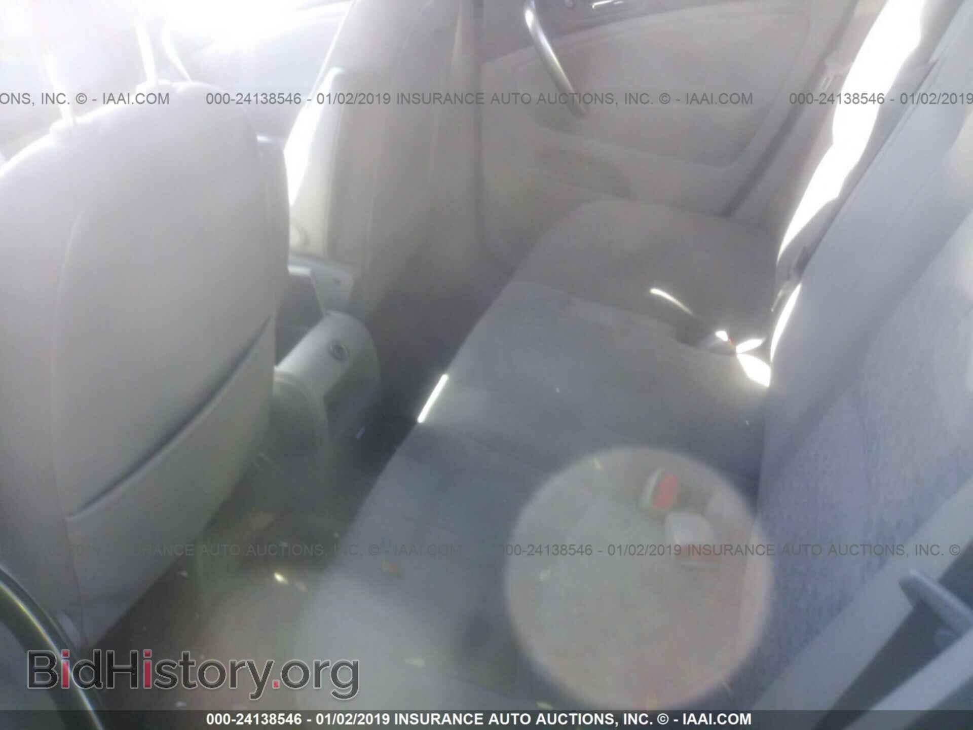 2006 SATURN VUE - VIN: 5GZCZ33D66S803443 - Фото 8