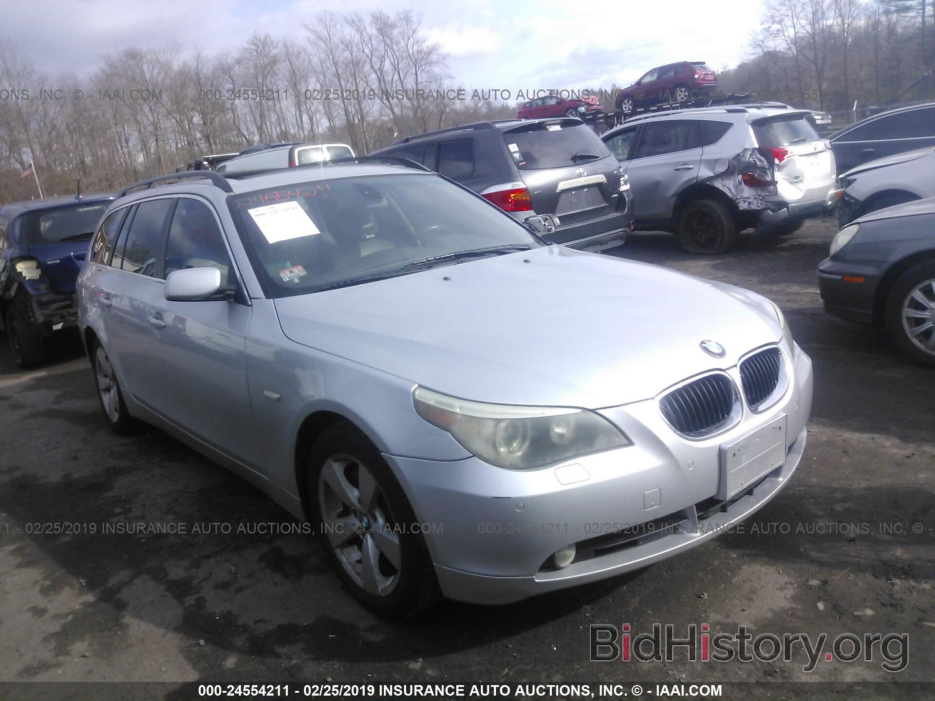 Photo WBANN73516CN00423 - BMW 530 2006