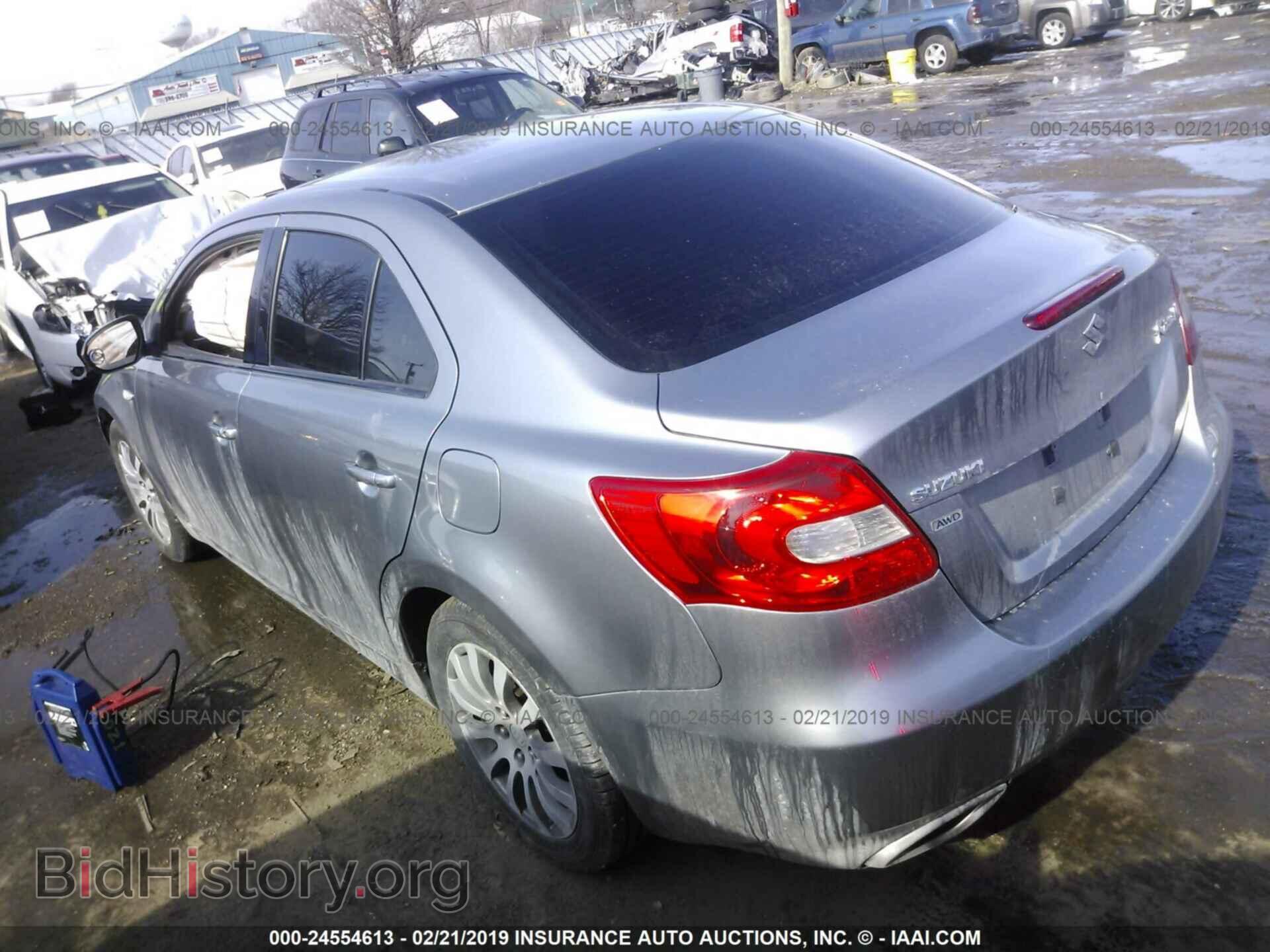 2010 SUZUKI KIZASHI - VIN: JS2RF9A30A6100199 - Photo 3