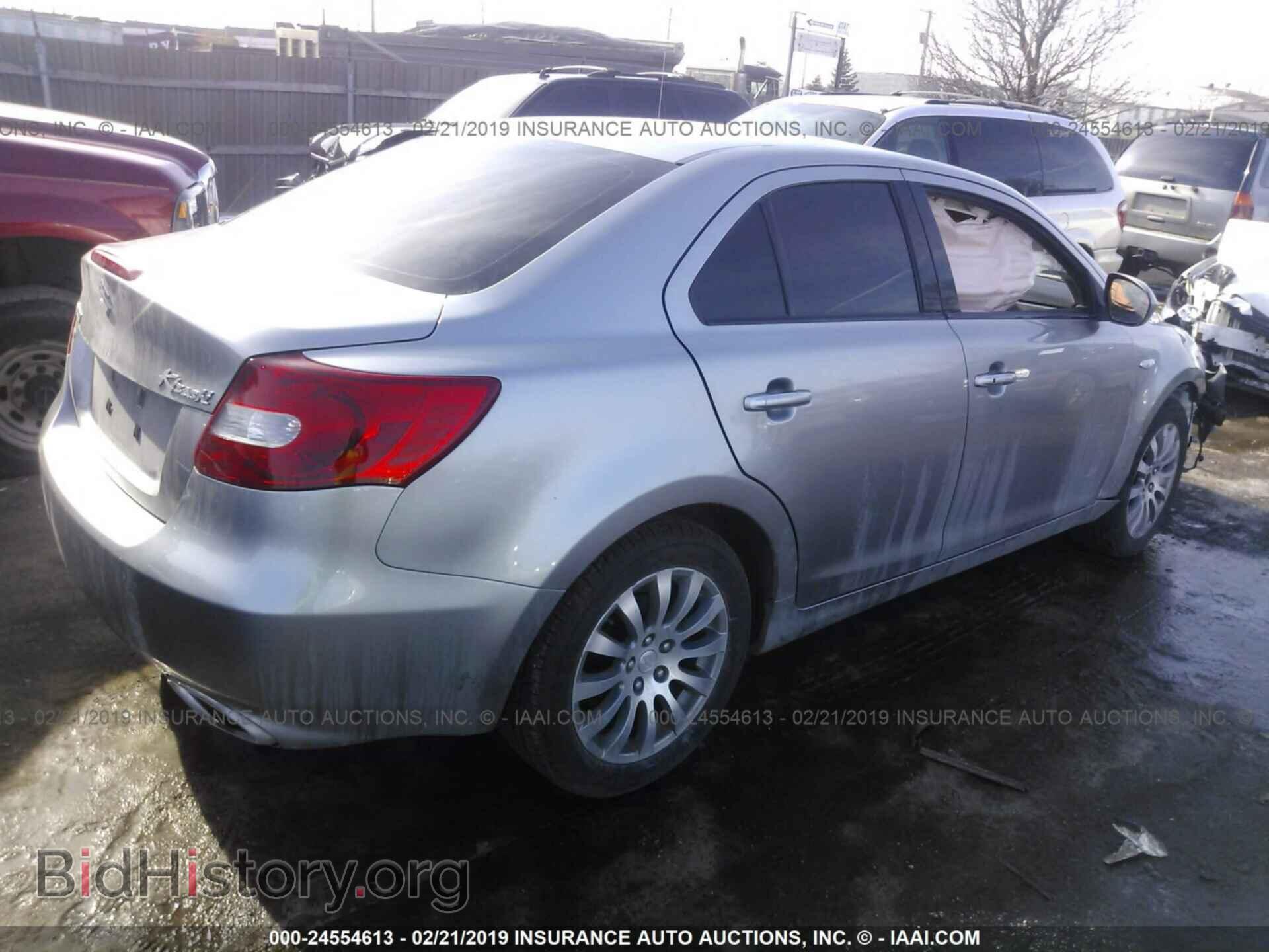 2010 SUZUKI KIZASHI - VIN: JS2RF9A30A6100199 - Photo 4