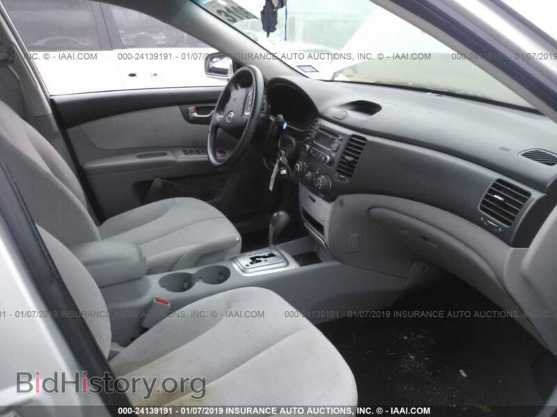2008 Kia OPTIMA (VIN KNAGE123X85267526) — фото 5 из 10
