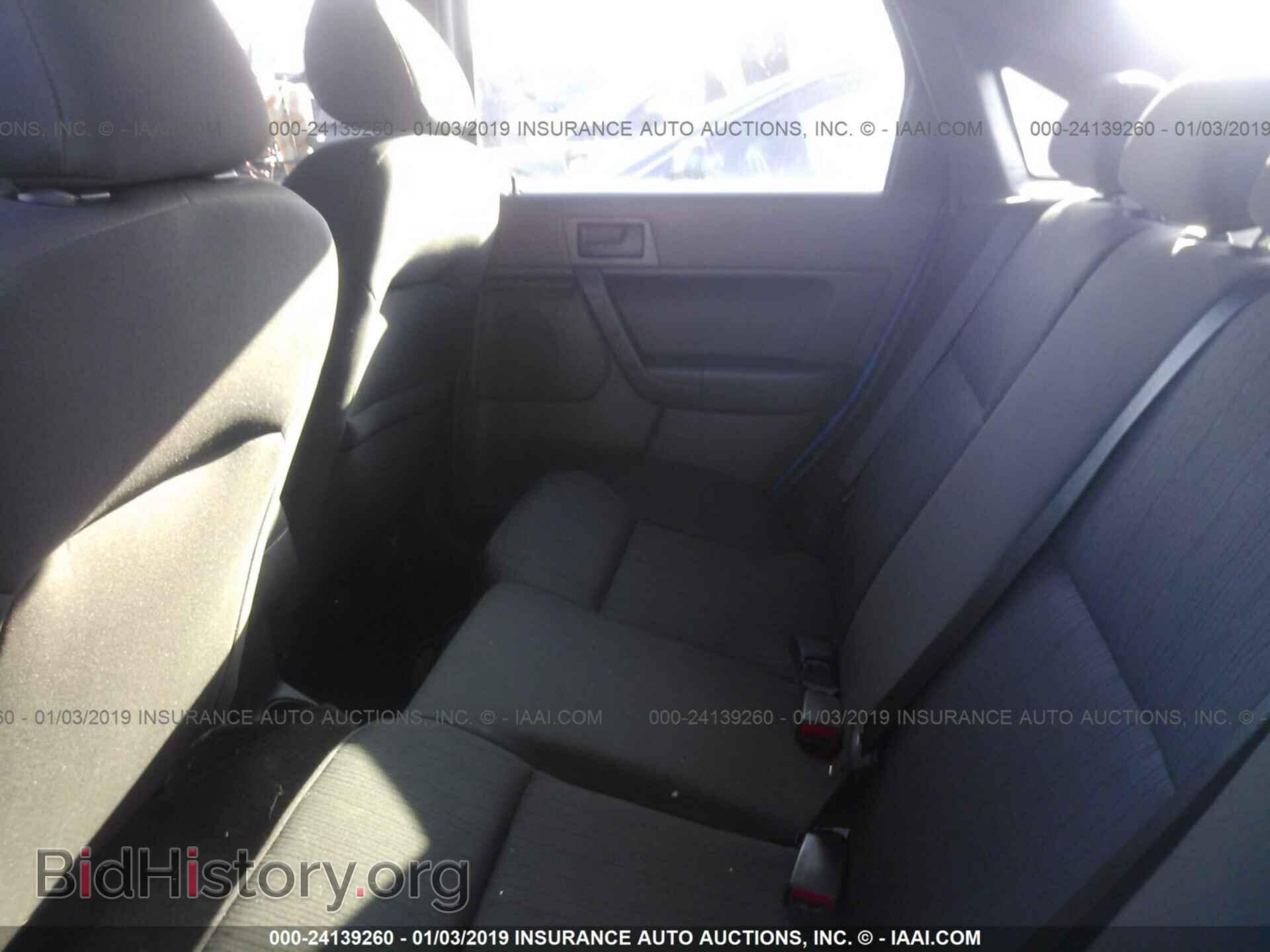 2011 FORD FOCUS - VIN: 1FAHP3FN2BW144982 - Фото 8