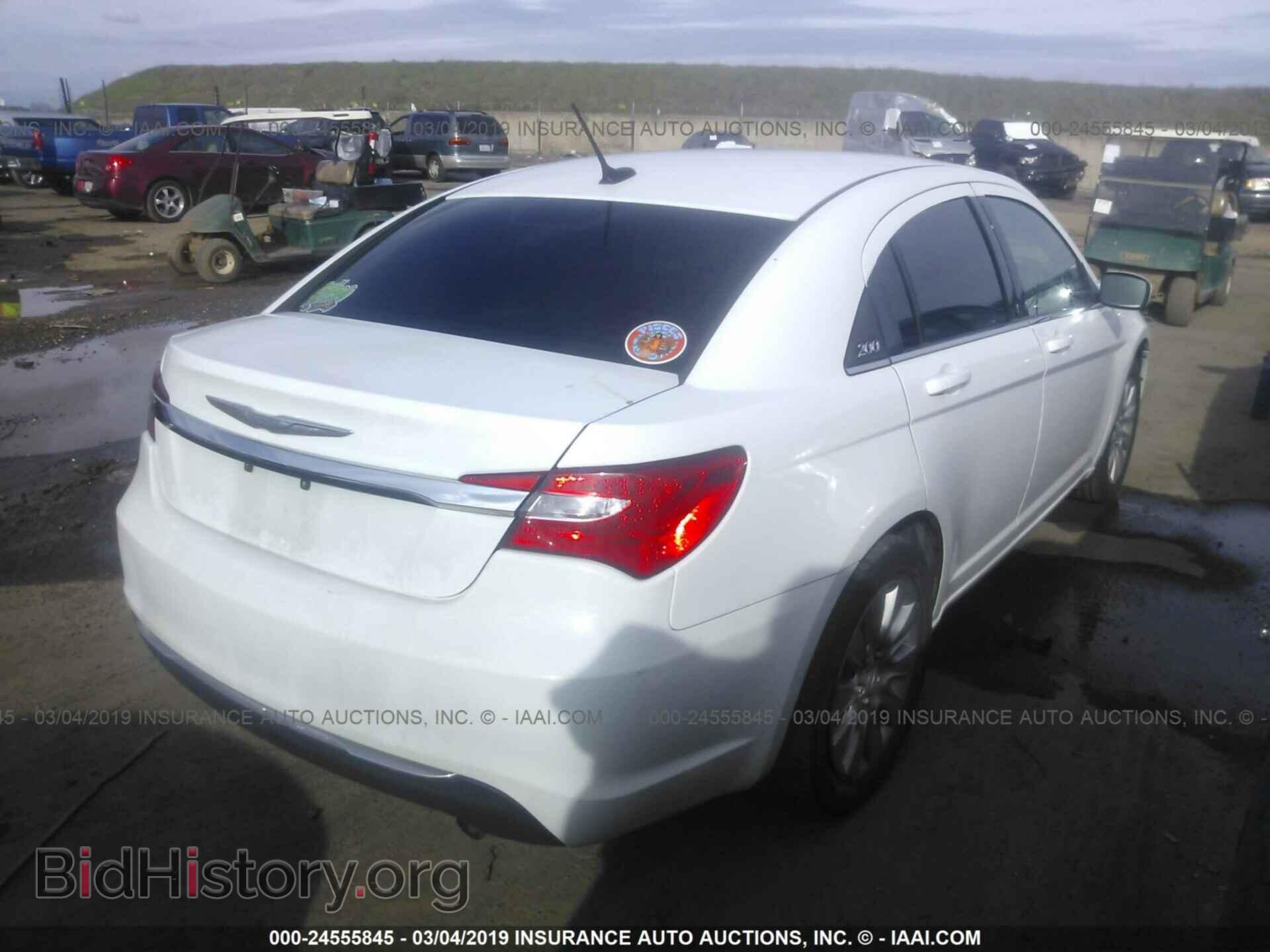 2012 CHRYSLER 200 - VIN: 1C3CCBAB9CN273658 - Фото 4