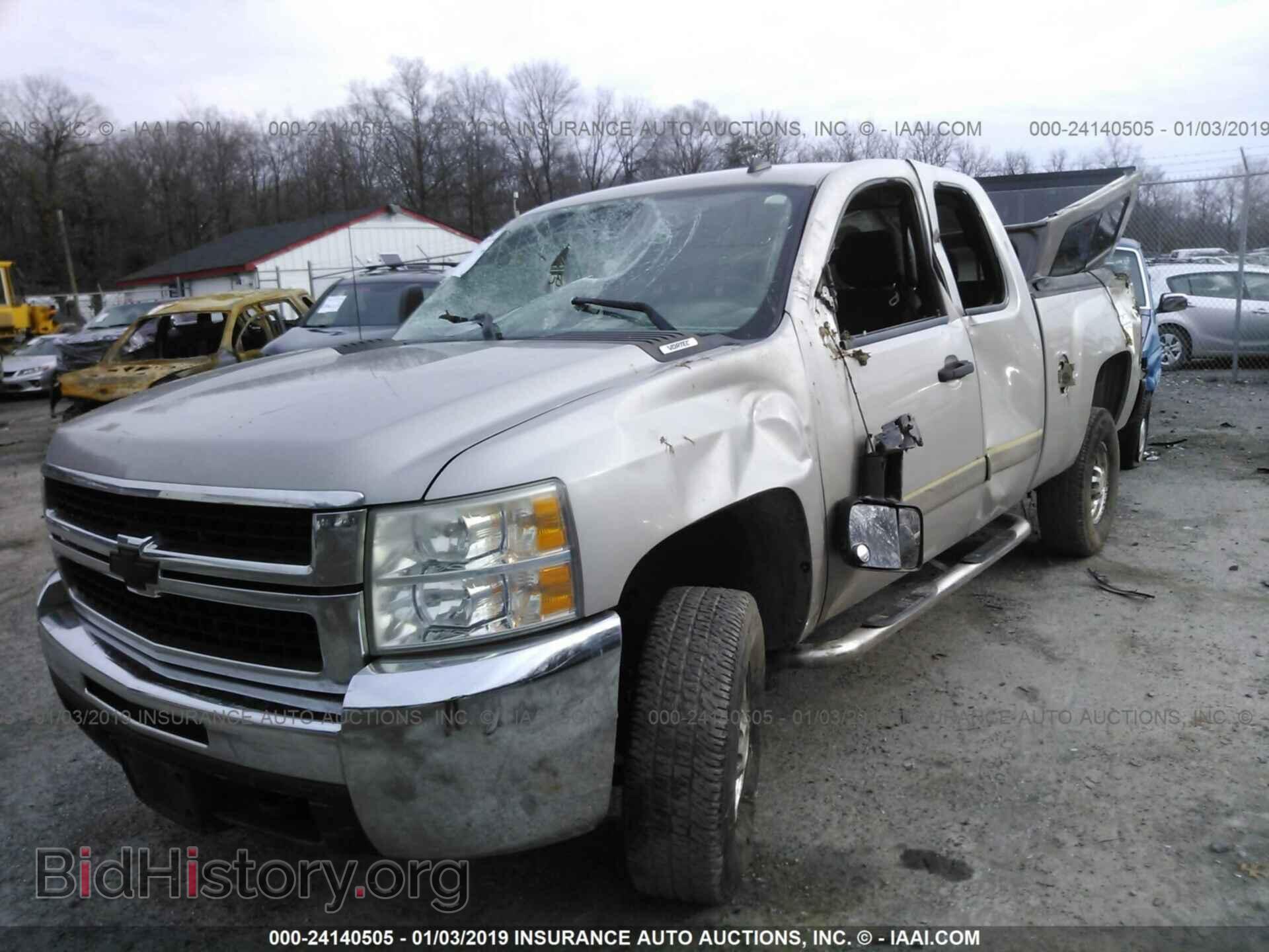 2008 CHEVROLET SILVERADO - VIN: 1GCHK29KX8E100828 - Фото 2