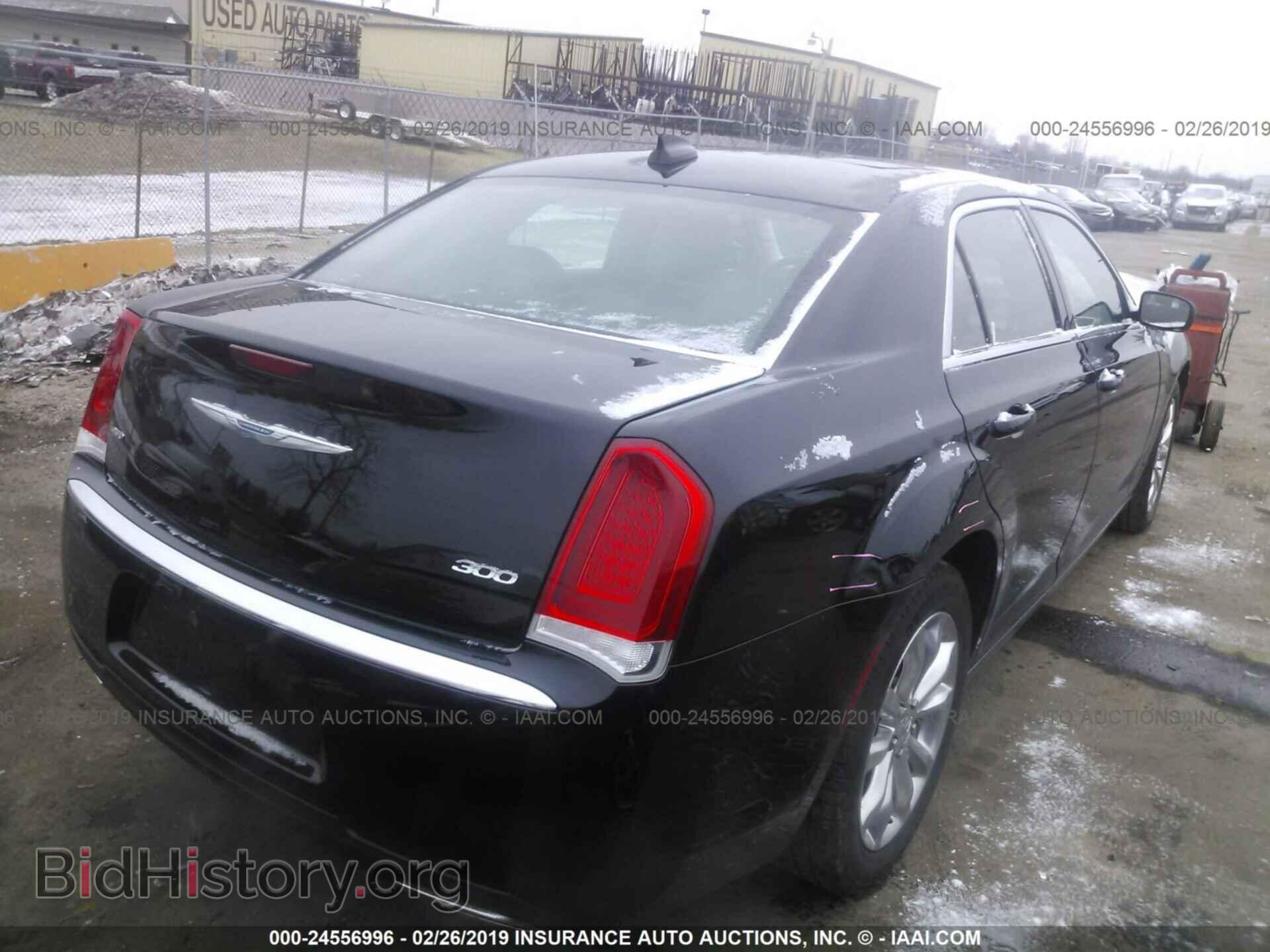 2017 CHRYSLER 300 - VIN: 2C3CCARG0HH597253 - Фото 4