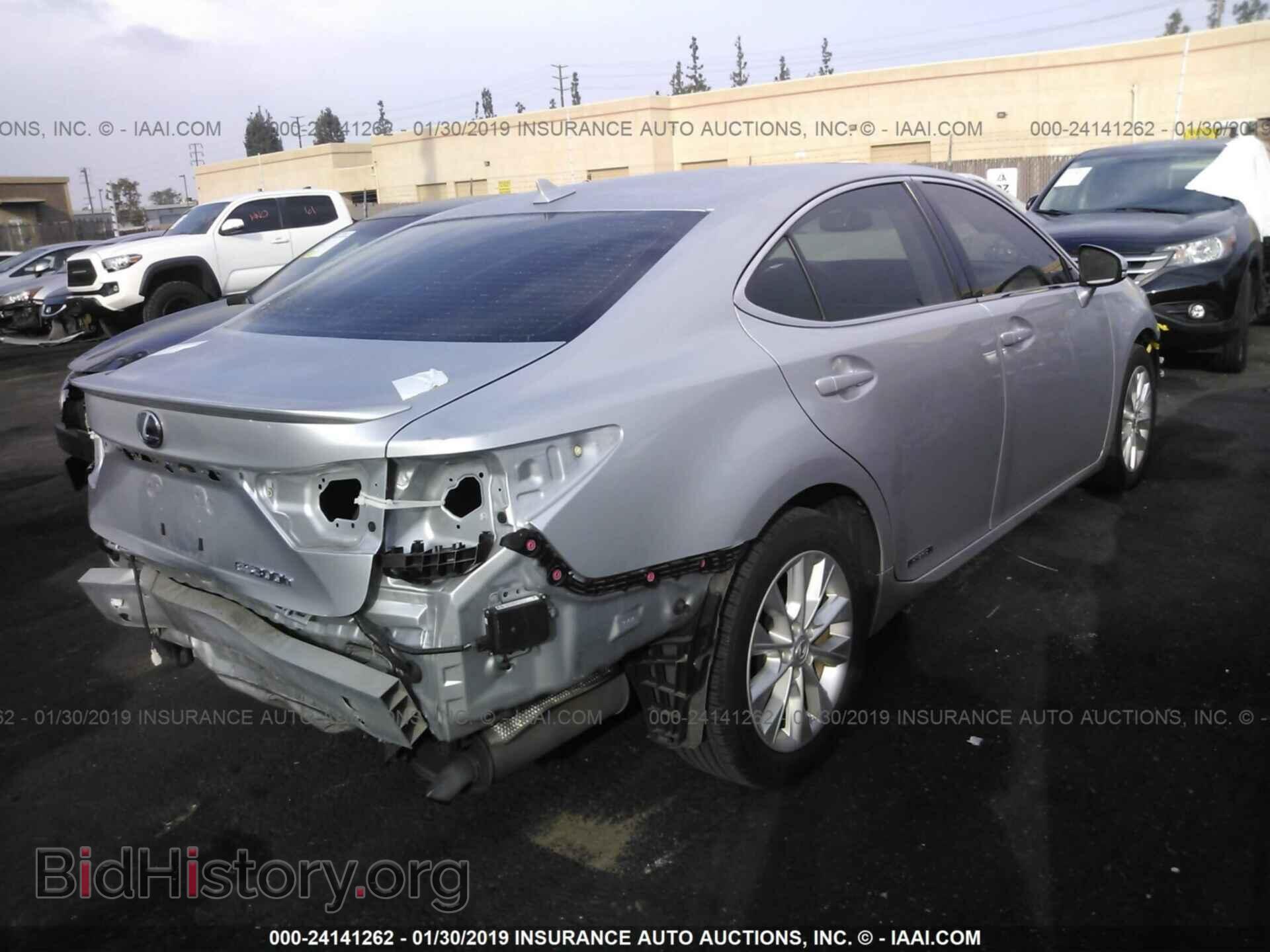 2013 LEXUS ES - VIN: JTHBW1GG3D2008991 - Фото 4