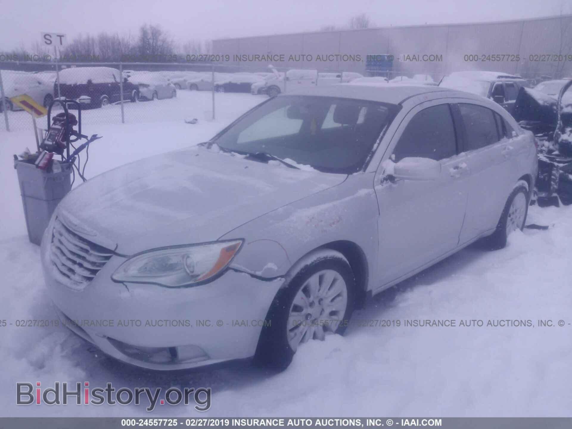 2012 CHRYSLER 200 - VIN: 1C3CCBAB8CN236066 - Photo 2