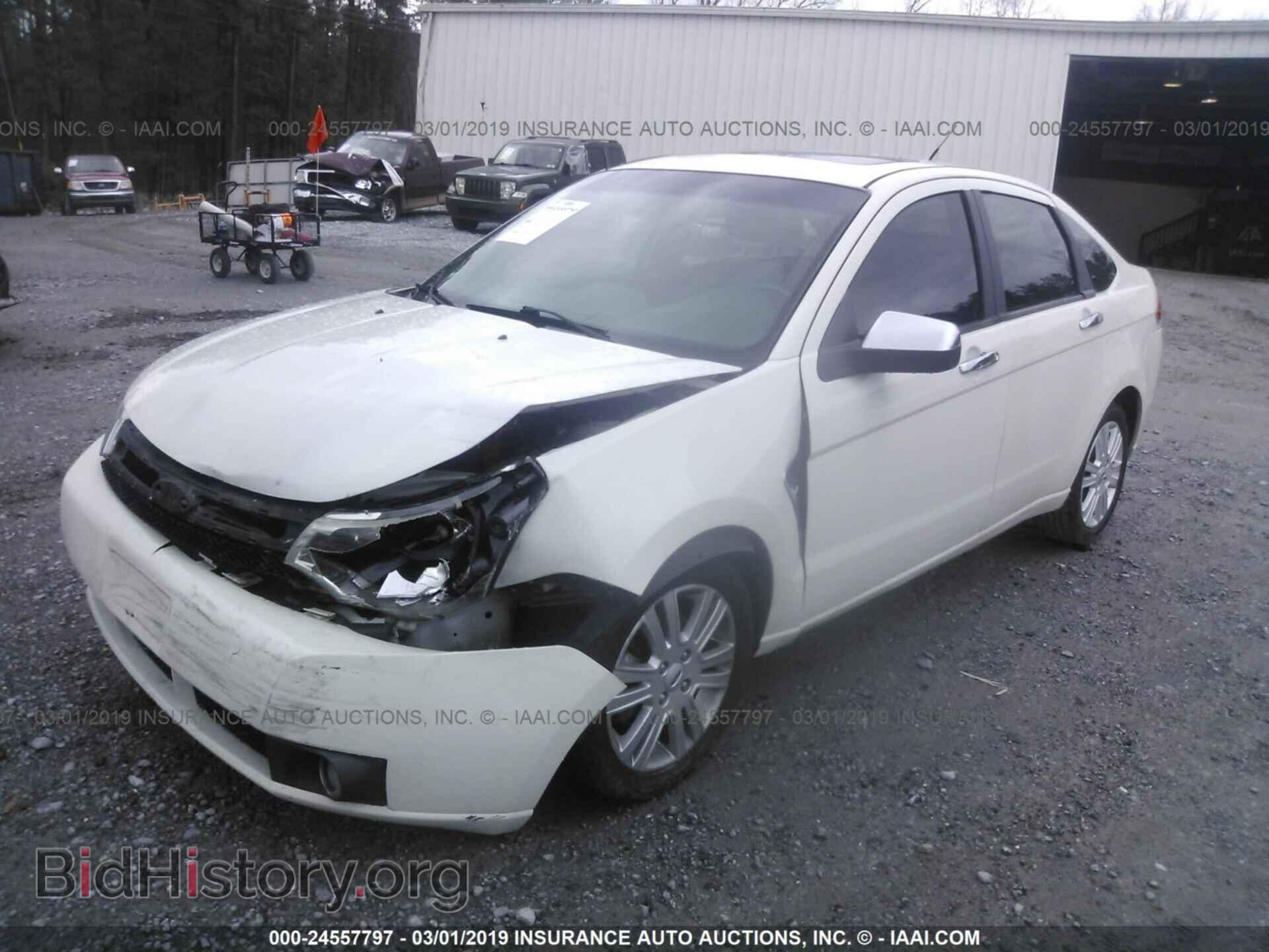 2009 FORD FOCUS - VIN: 1FAHP37N99W153042 - Photo 2