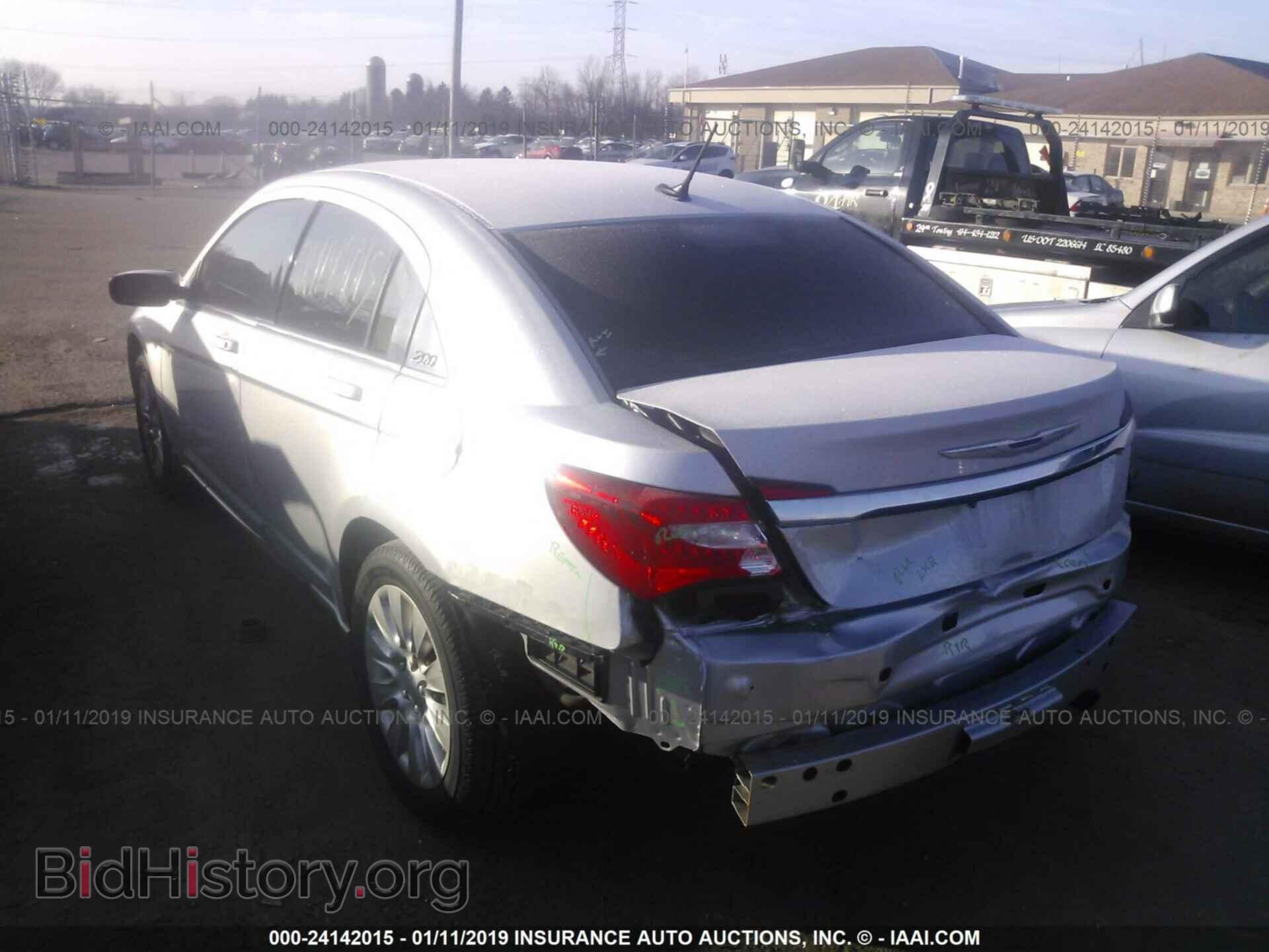 2012 CHRYSLER 200 - VIN: 1C3CCBAB1CN204348 - Фото 3