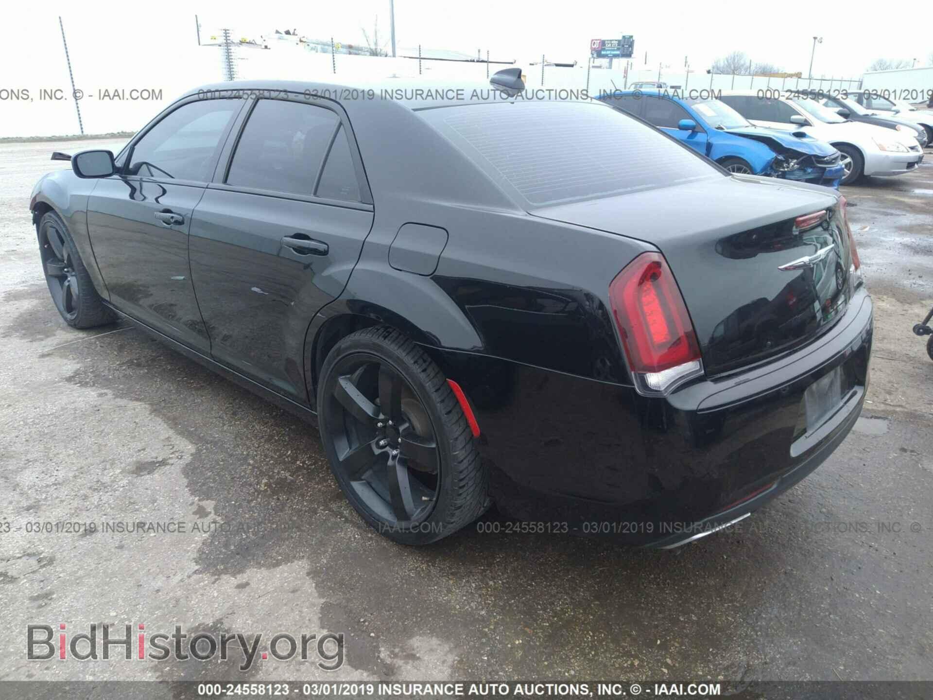 2015 CHRYSLER 300 - VIN: 2C3CCABG3FH786616 - Фото 3