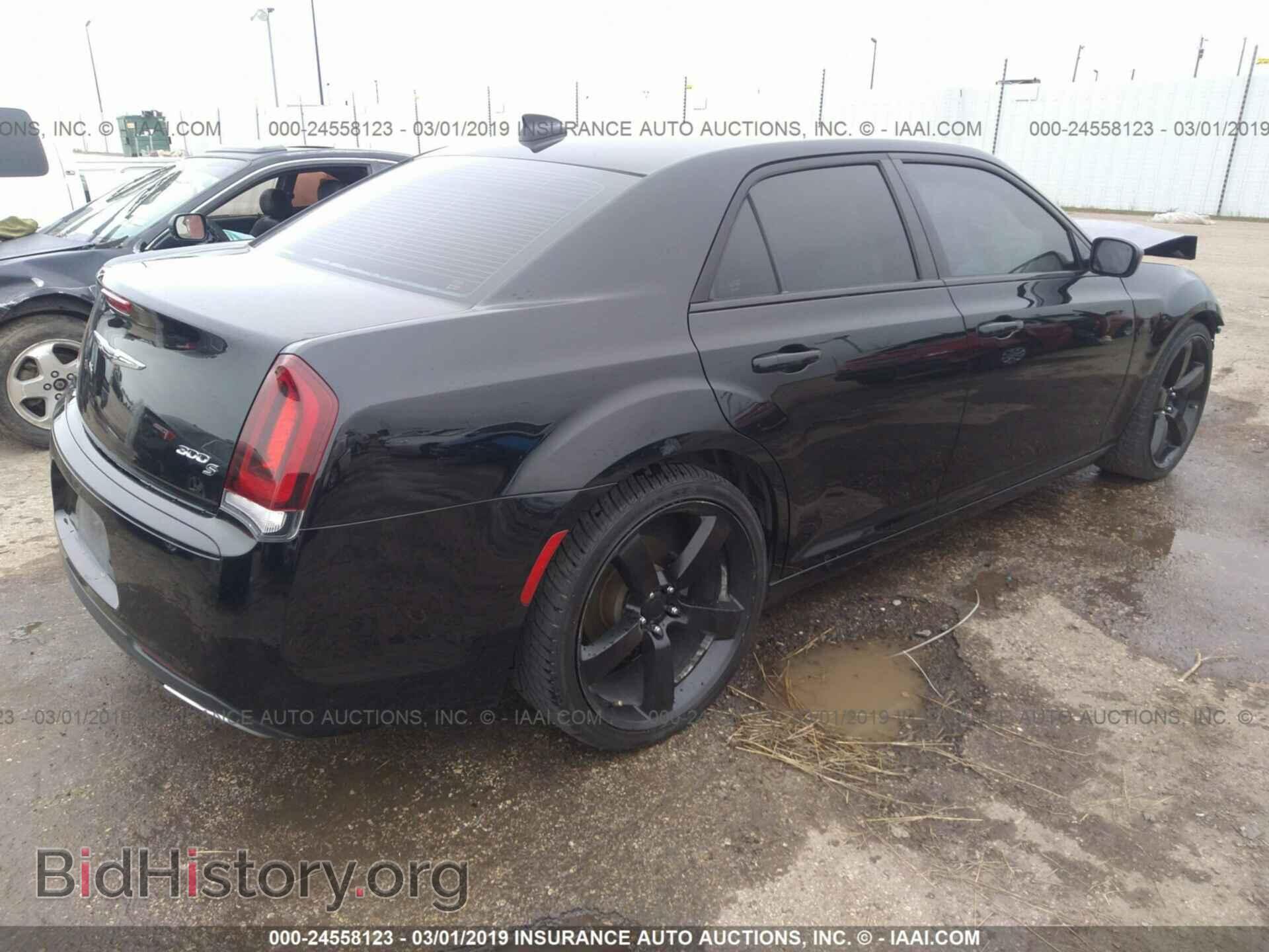 2015 CHRYSLER 300 - VIN: 2C3CCABG3FH786616 - Фото 4