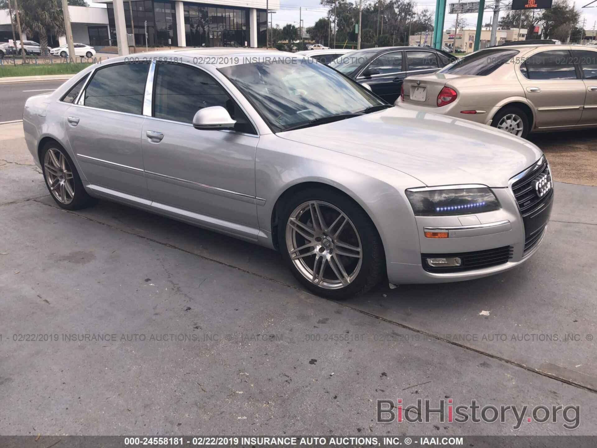 Photo WAUMV94EX9N002168 - AUDI A8 2009