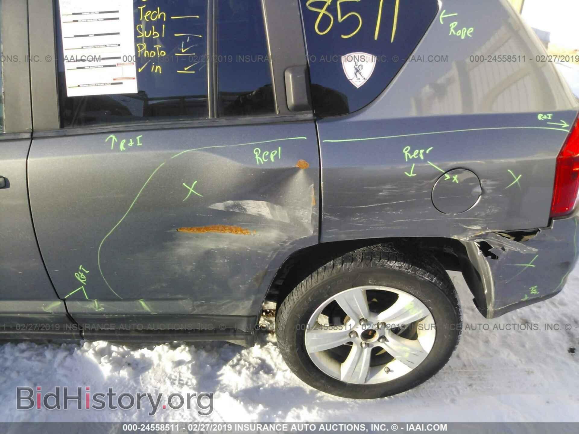 2011 JEEP COMPASS - VIN: 1J4NF1FB9BD244769 - Фото 6