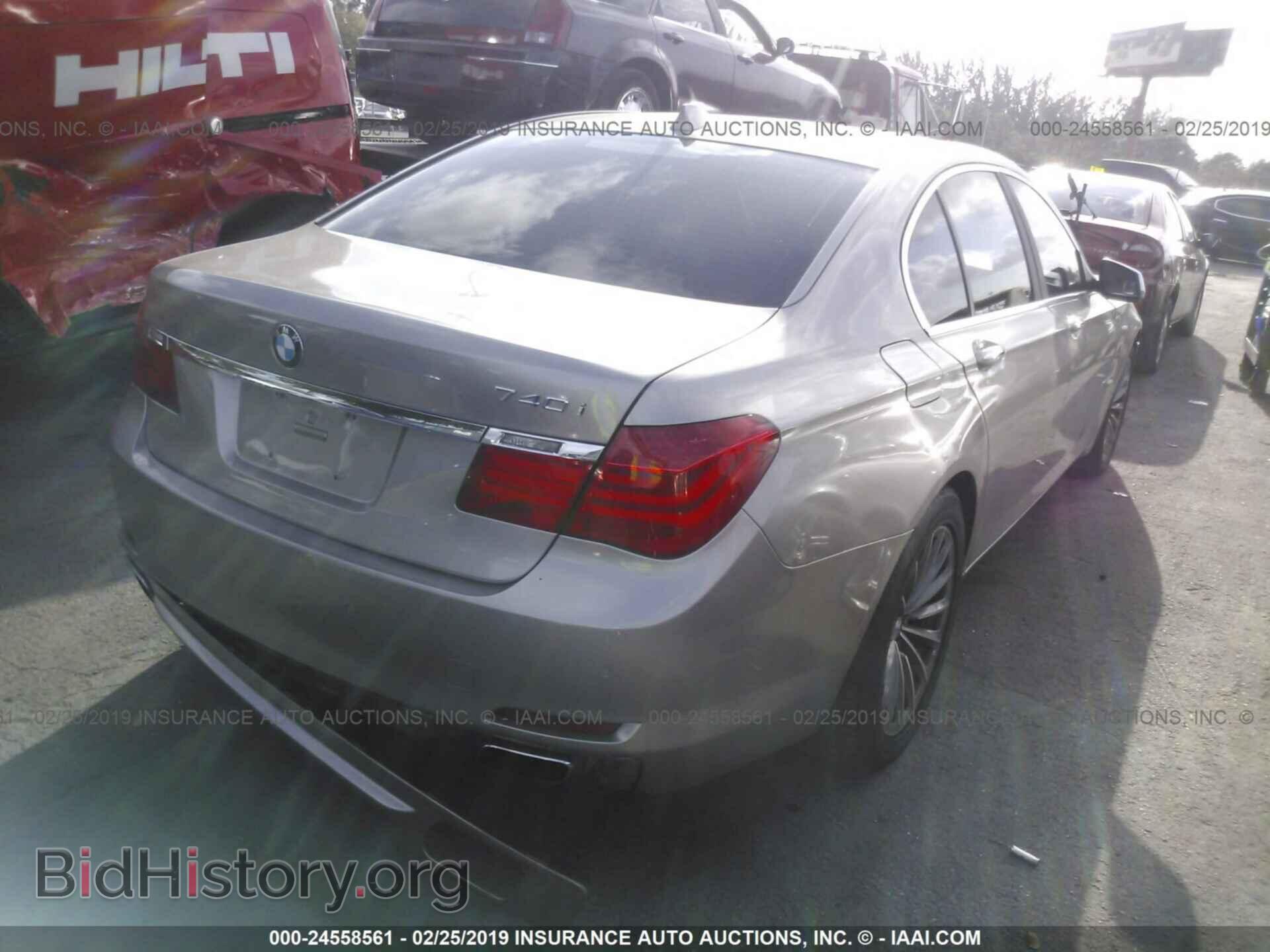 2011 BMW 740 - VIN: WBAKA4C56BC612769 - Фото 4