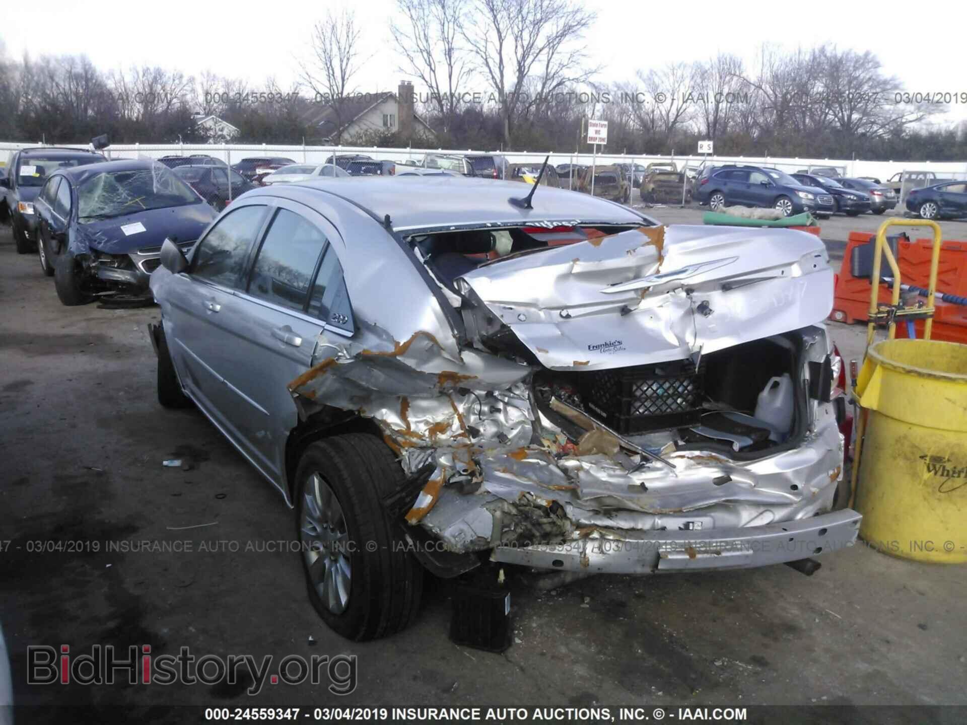 2012 CHRYSLER 200 - VIN: 1C3CCBAB2CN190900 - Фото 3