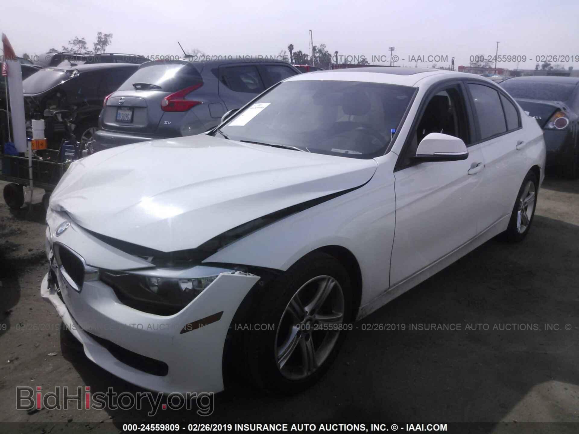 2013 BMW 328 - VIN: WBA3C1C51DF441427 - Фото 2
