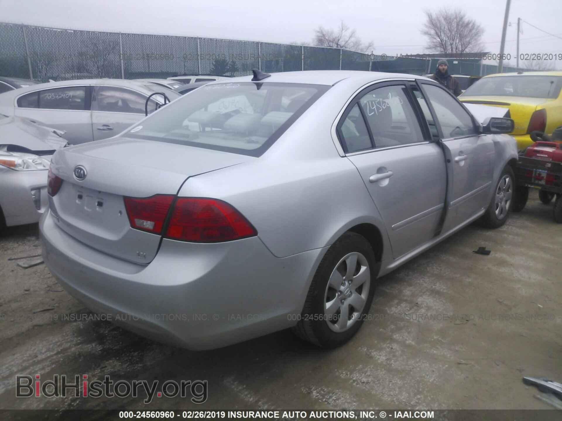2009 KIA OPTIMA - VIN: KNAGE228595295849 - Фото 4