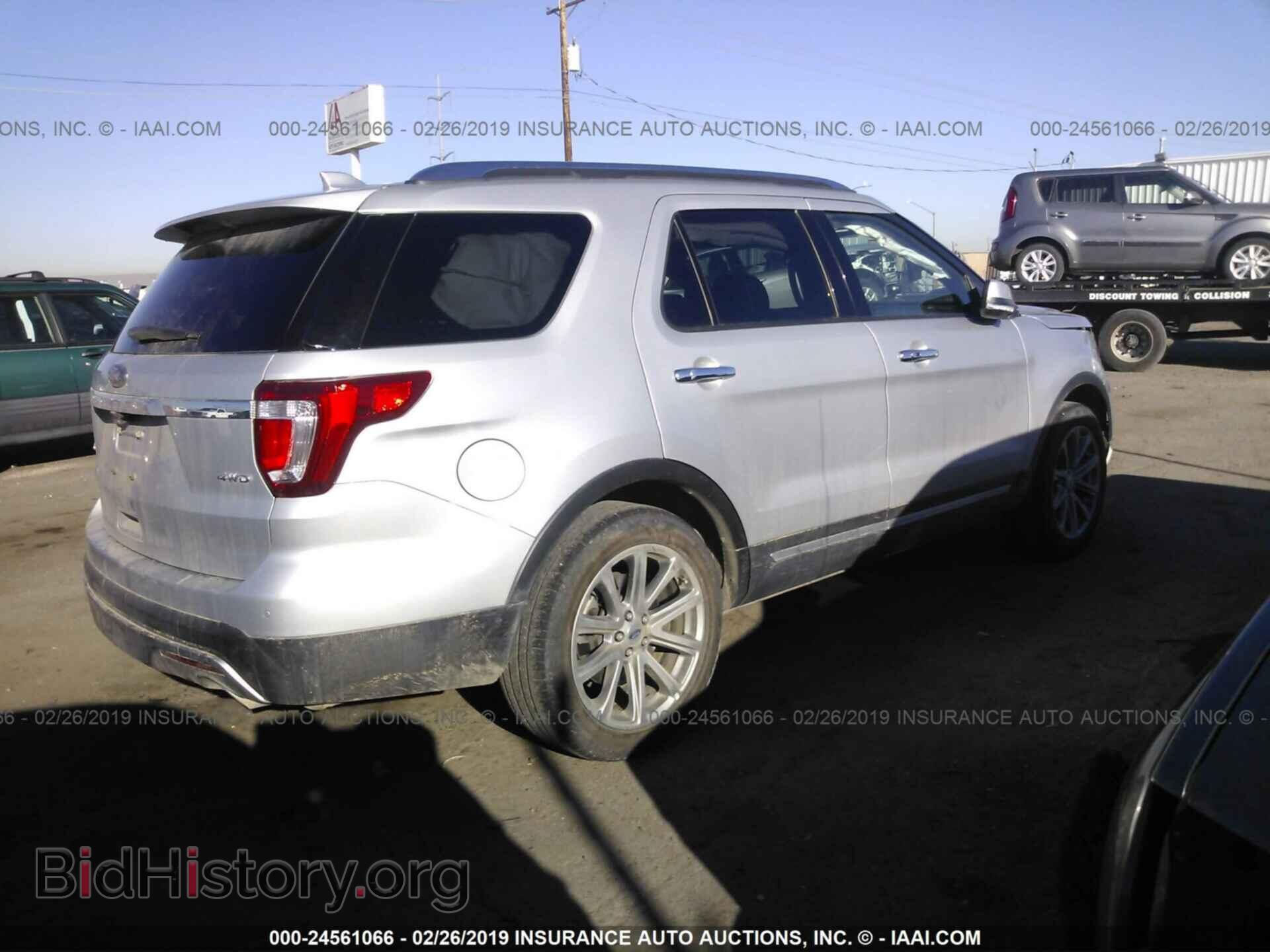2017 FORD EXPLORER - VIN: 1FM5K8F88HGD24341 - Photo 4