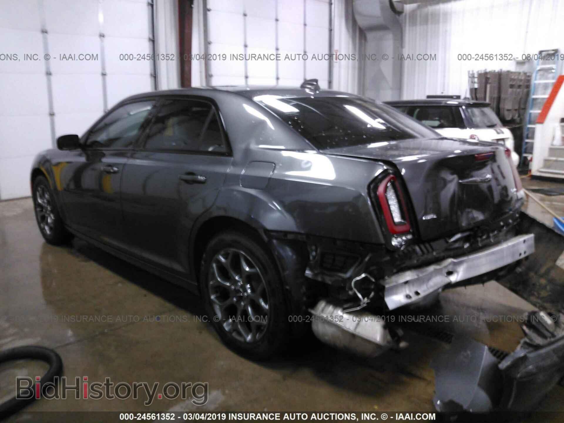 2017 CHRYSLER 300 - VIN: 2C3CCAGG8HH607725 - Фото 3