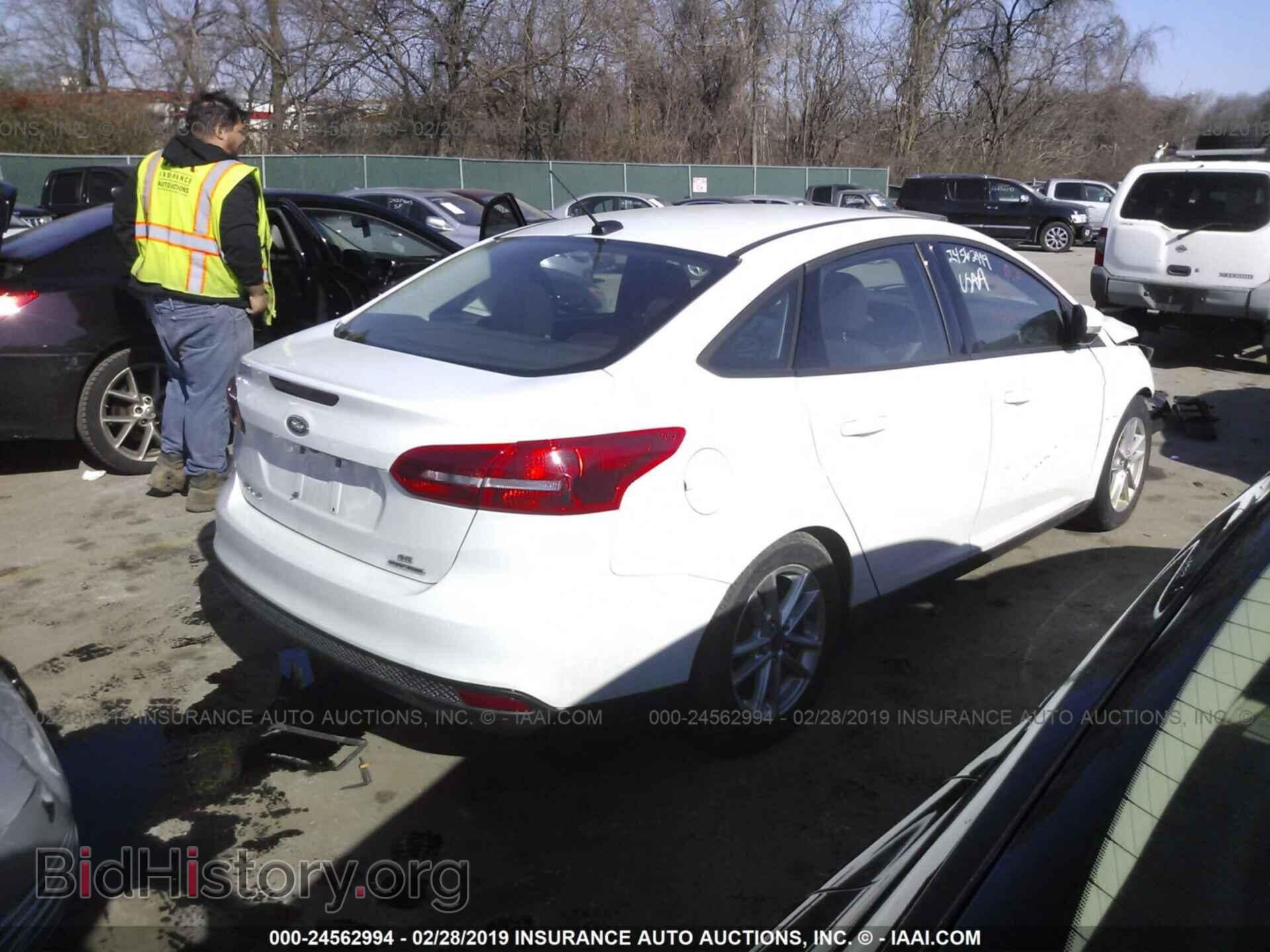 2016 FORD FOCUS - VIN: 1FADP3F2XGL230974 - Фото 4
