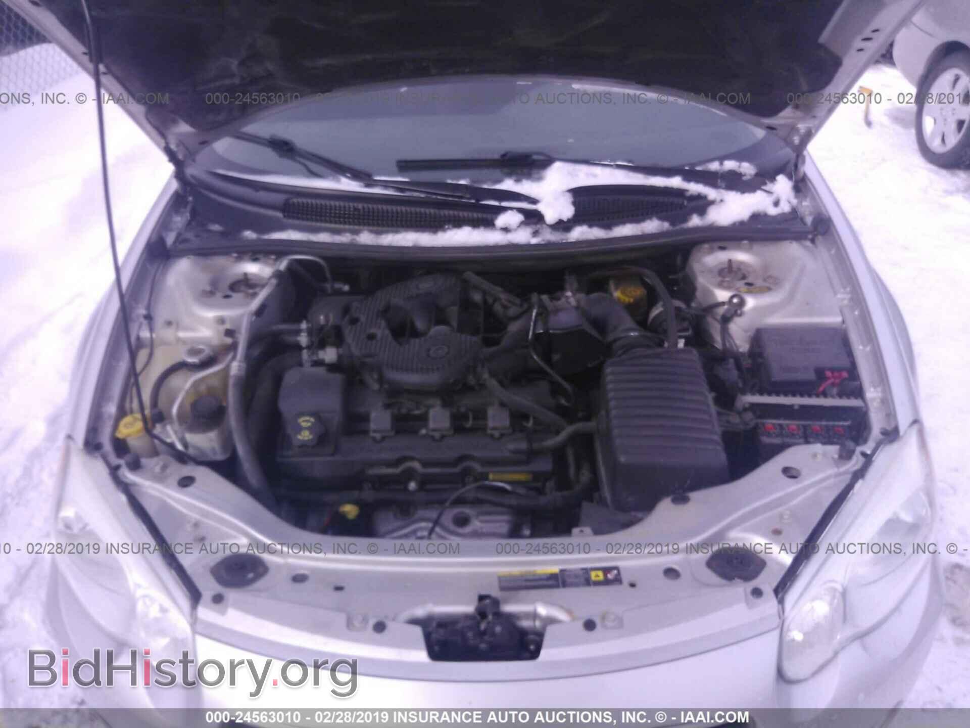 2005 CHRYSLER SEBRING - VIN: 1C3EL56R55N683585 - Фото 10