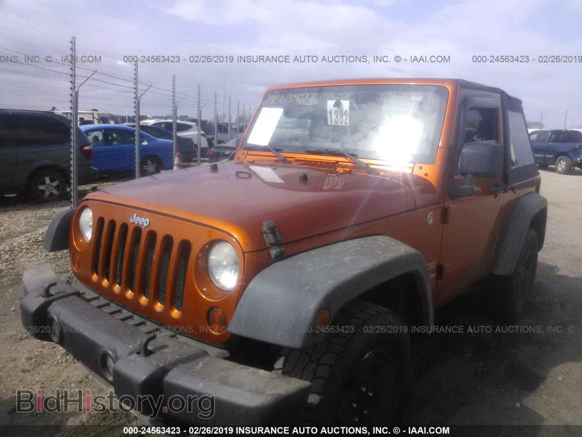 2011 JEEP WRANGLER - VIN: 1J4AA2D11BL545460 - Фото 2