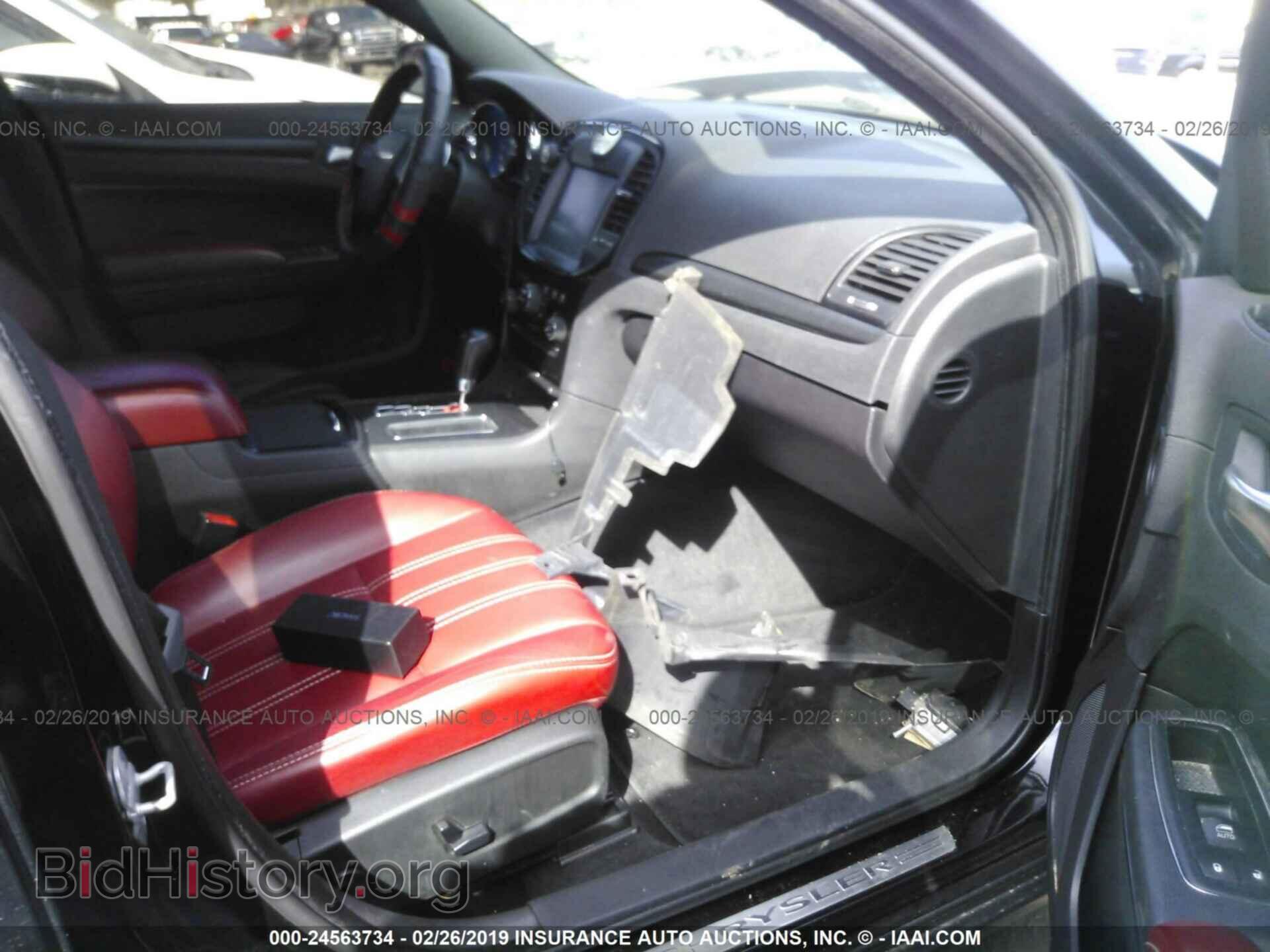 2012 CHRYSLER 300 - VIN: 2C3CCADT2CH136696 - Фото 5