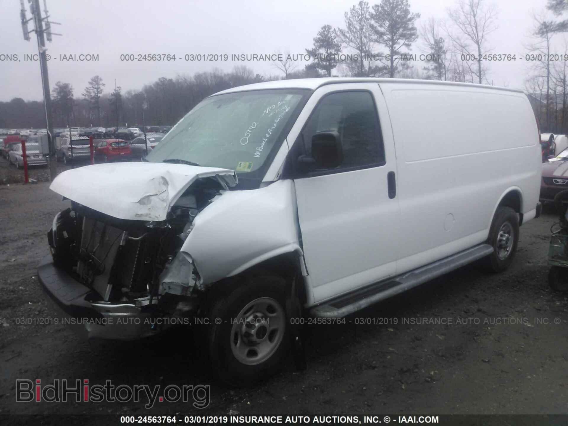 2017 GMC SAVANA - VIN: 1GTW7AFF4H1905192 - Фото 2