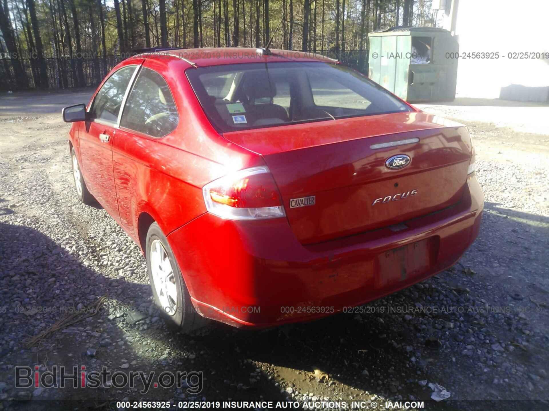 2008 FORD FOCUS - VIN: 1FAHP32N48W256018 - Фото 3