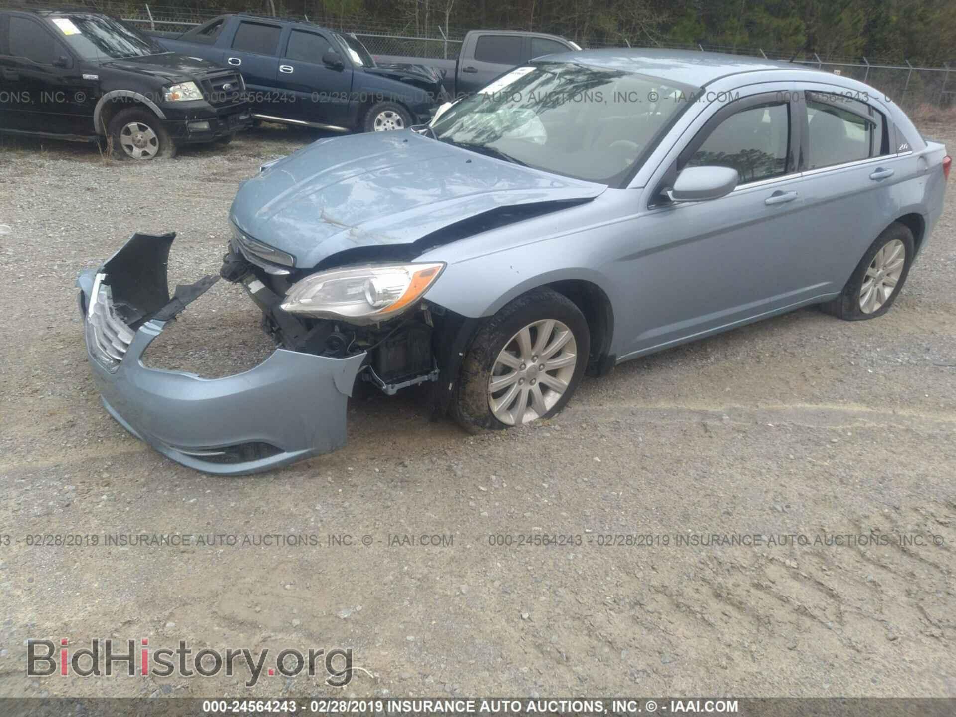 2013 CHRYSLER 200 - VIN: 1C3CCBBB5DN600959 - Фото 2