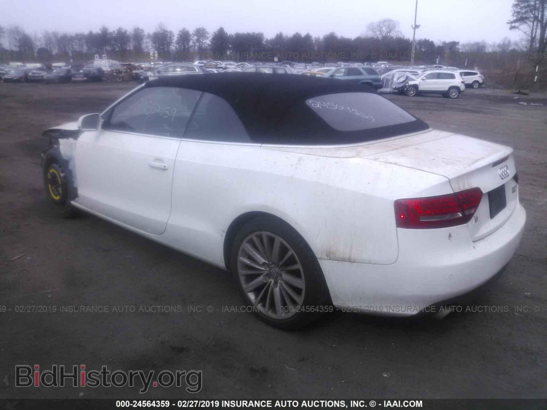 2011 AUDI A5 - VIN: WAULFAFH1BN016645 - Фото 3