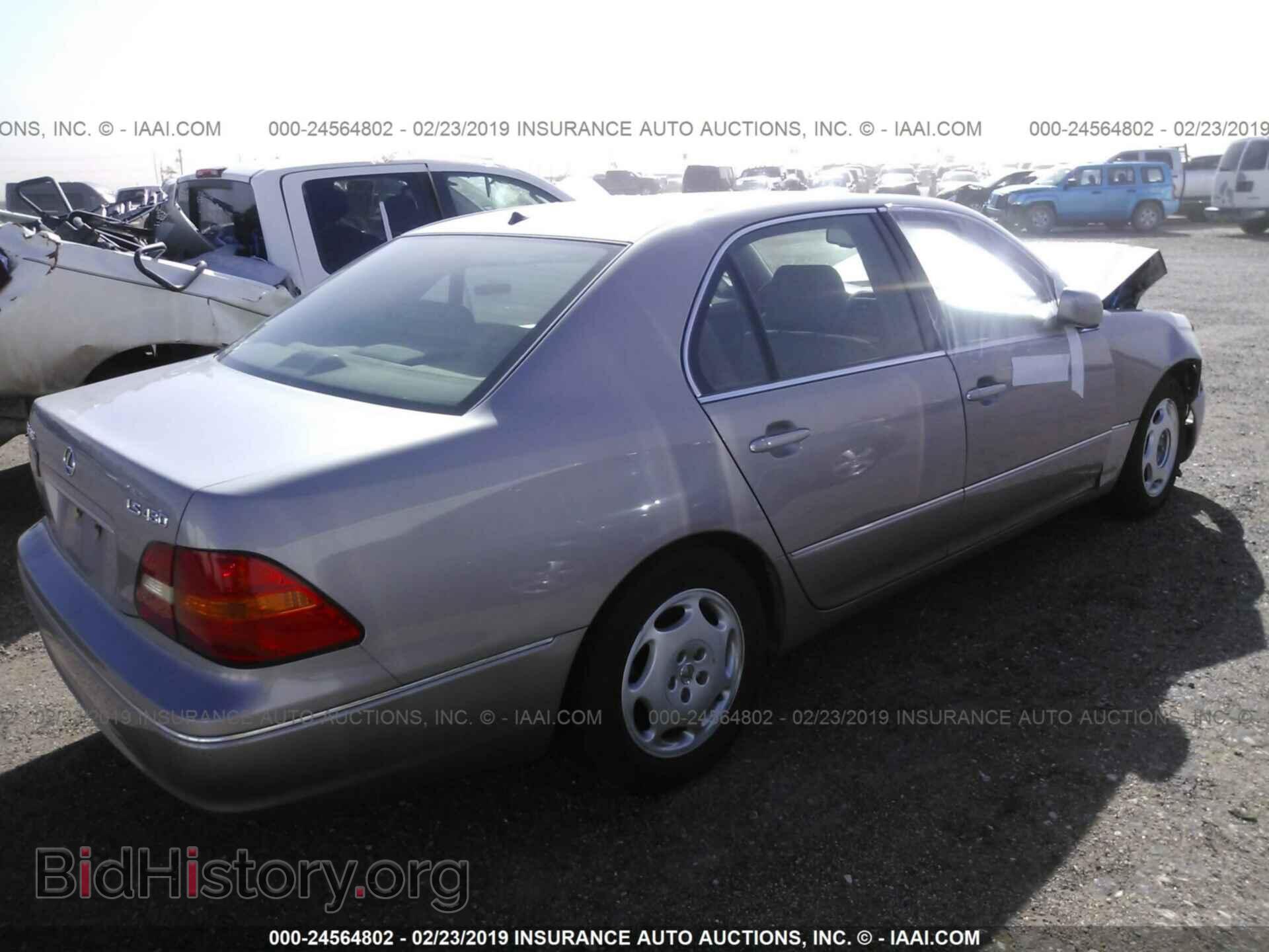 2001 LEXUS LS - VIN: JTHBN30FX10019090 - Photo 4