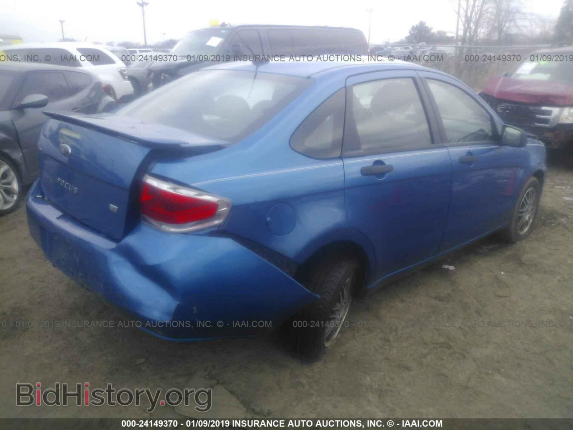 2010 FORD FOCUS - VIN: 1FAHP3FN3AW202659 - Photo 4
