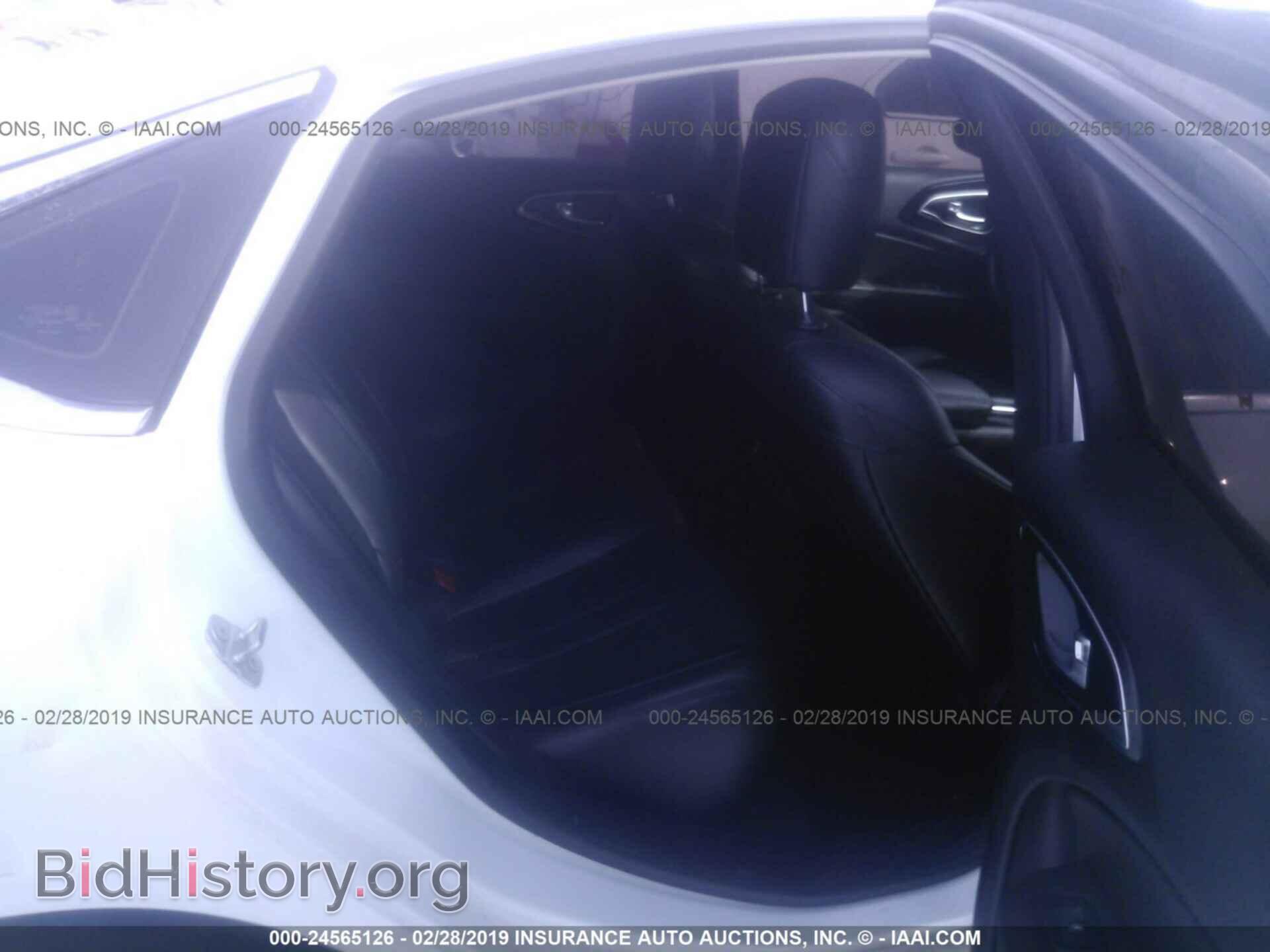 2016 CHRYSLER 200 - VIN: 1C3CCCCB7GN100777 - Photo 8