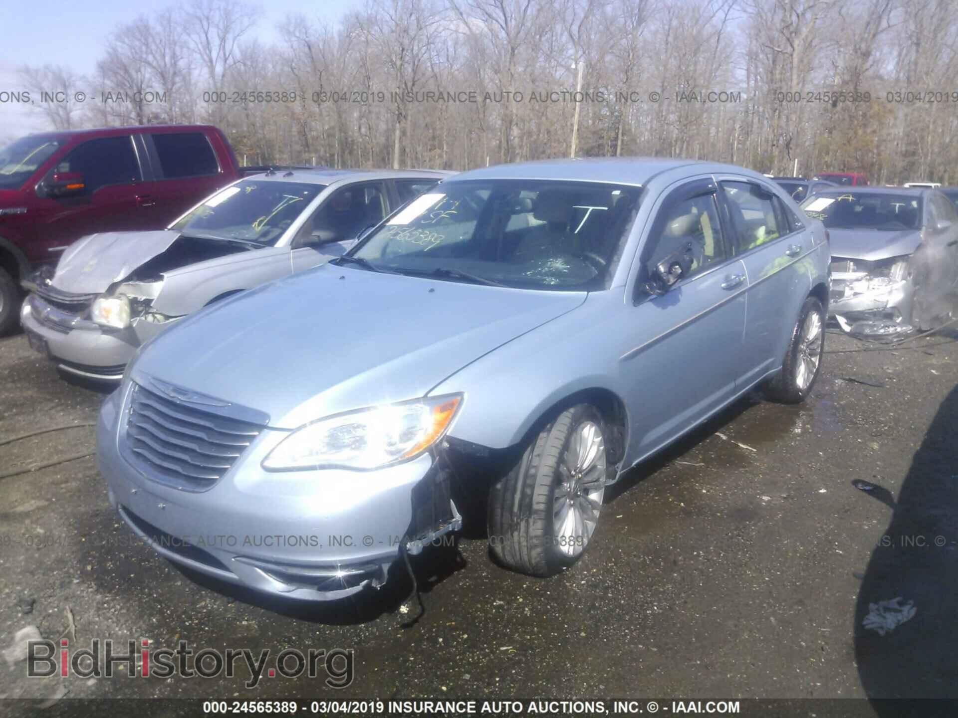 2012 CHRYSLER 200 - VIN: 1C3CCBCB8CN161379 - Фото 2