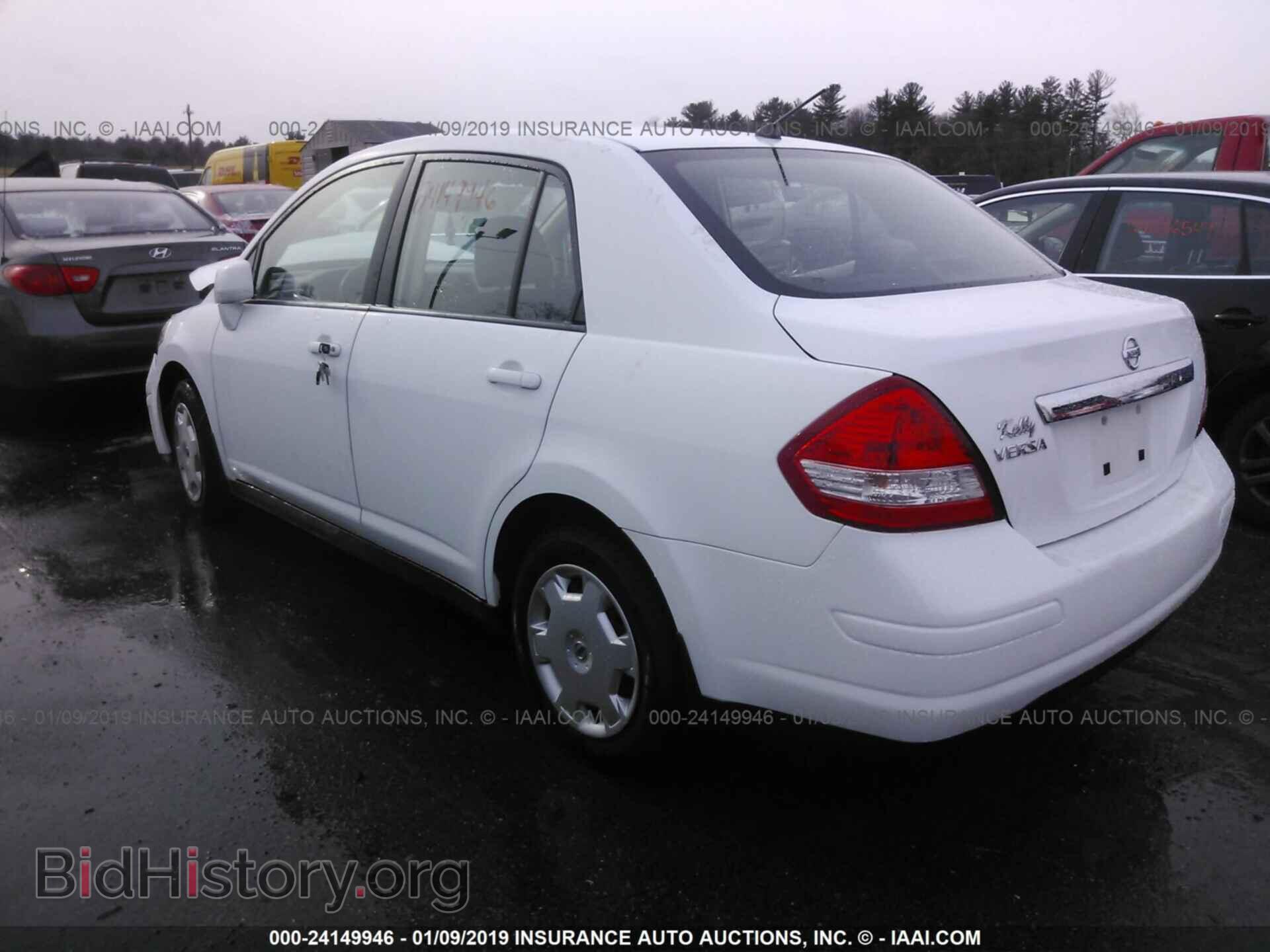 2009 NISSAN VERSA - VIN: 3N1BC11E79L445287 - Фото 3