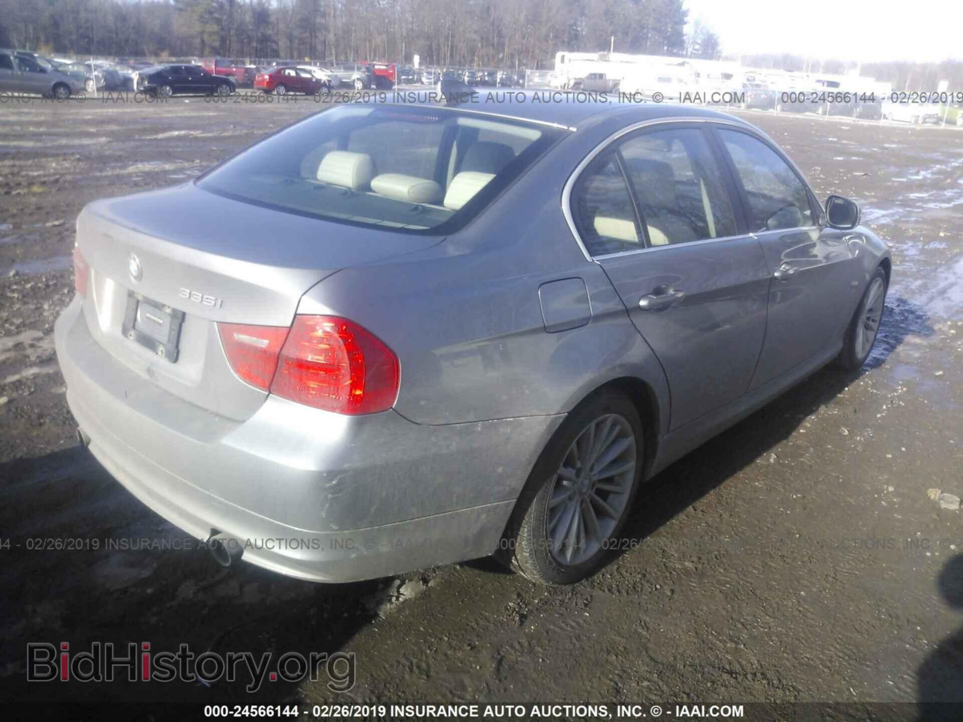 2009 BMW 335 - VIN: WBAPL33589A404960 - Фото 4