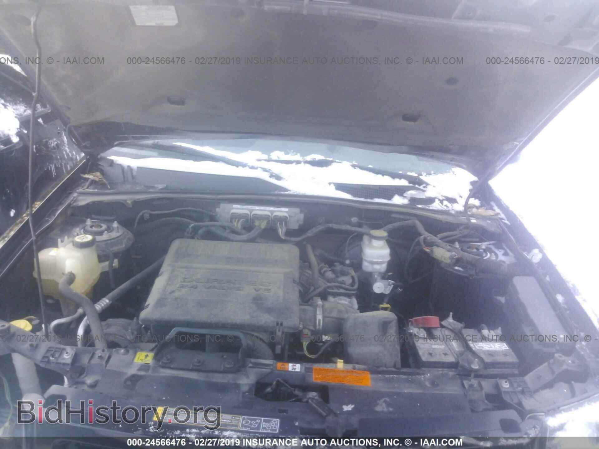 2011 FORD ESCAPE - VIN: 1FMCU0DG2BKA83040 - Фото 10